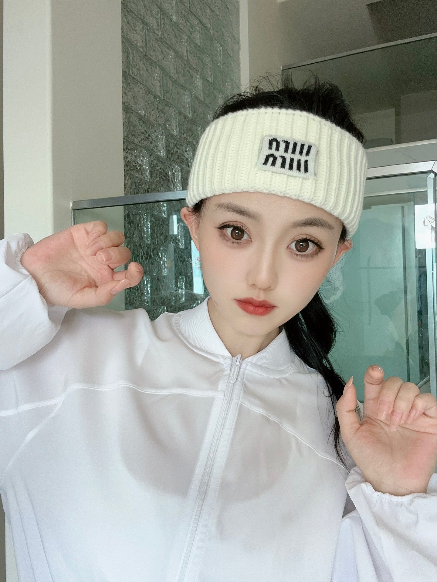 NO:362987,Miumiu (recommended by Xiaohongshu) official website new headband, gentle and tough knitted hairband beauty, fitness headband, styling headband!  Whether it is exercise or fitness, traveling or styling, they are the only fashion combination that is indispensable!  Having it is equivalent to adding a lot of color to yourself and showing your youthful vitality and temperament!  Hat Straw Hat Fisherman Hat Baseball Hat Knitted Hats, Hats, Miumiu, espadrilles, hats谬谬miumiu（小红书爆款推荐）官网新品发带,温柔而坚韧的针织发带之美 健身发带,造型发带！无论运动还是健身,出门旅游还是造型设计,都是唯一少不了的时尚搭配！拥有它,等于给自己增添许多色彩,更显青春活力与气质！帽子草帽渔夫帽棒球帽针织帽,帽子,miumiu,espadrilles,hats,hat