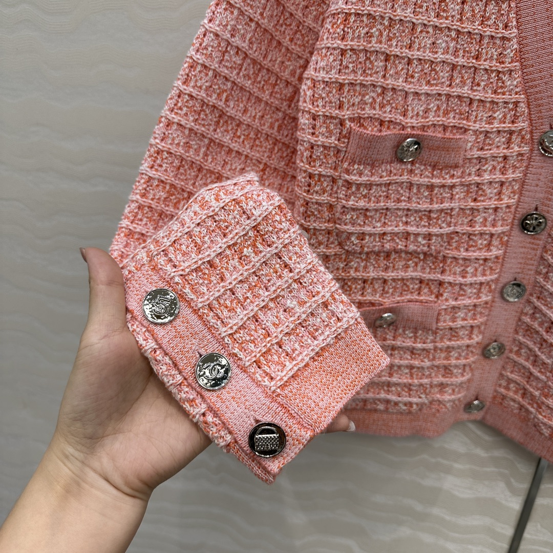 Women's V-Neck Knit Cardigan with Coin Metal Button and Four Pockets 7 i1755197173 8699 5