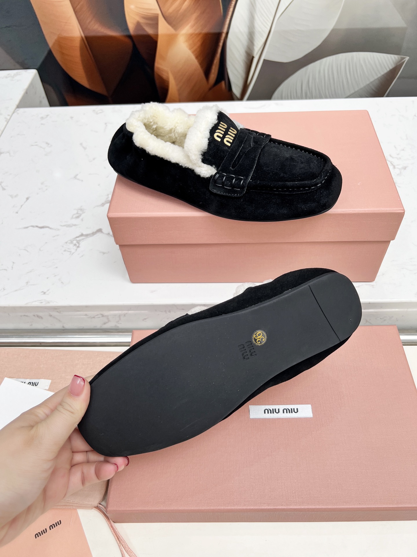 “Stylish P552 MiuMi/Mumu Autumn Winter Shoes with Australian Cowhide and Wool” - 图片 8