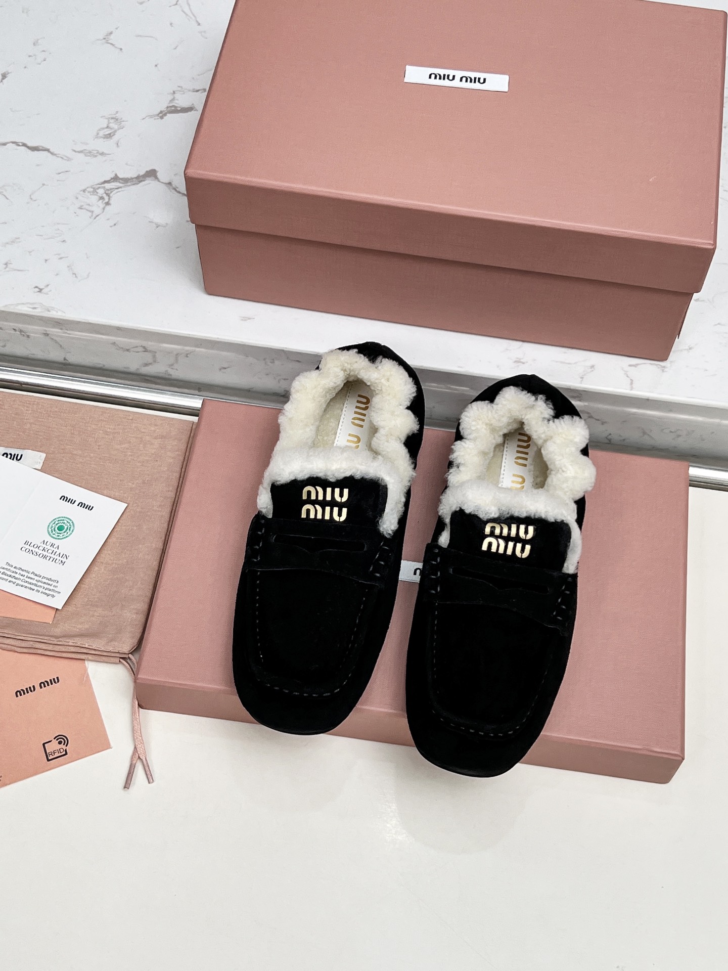 “Stylish P552 MiuMi/Mumu Autumn Winter Shoes with Australian Cowhide and Wool” - 图片 9