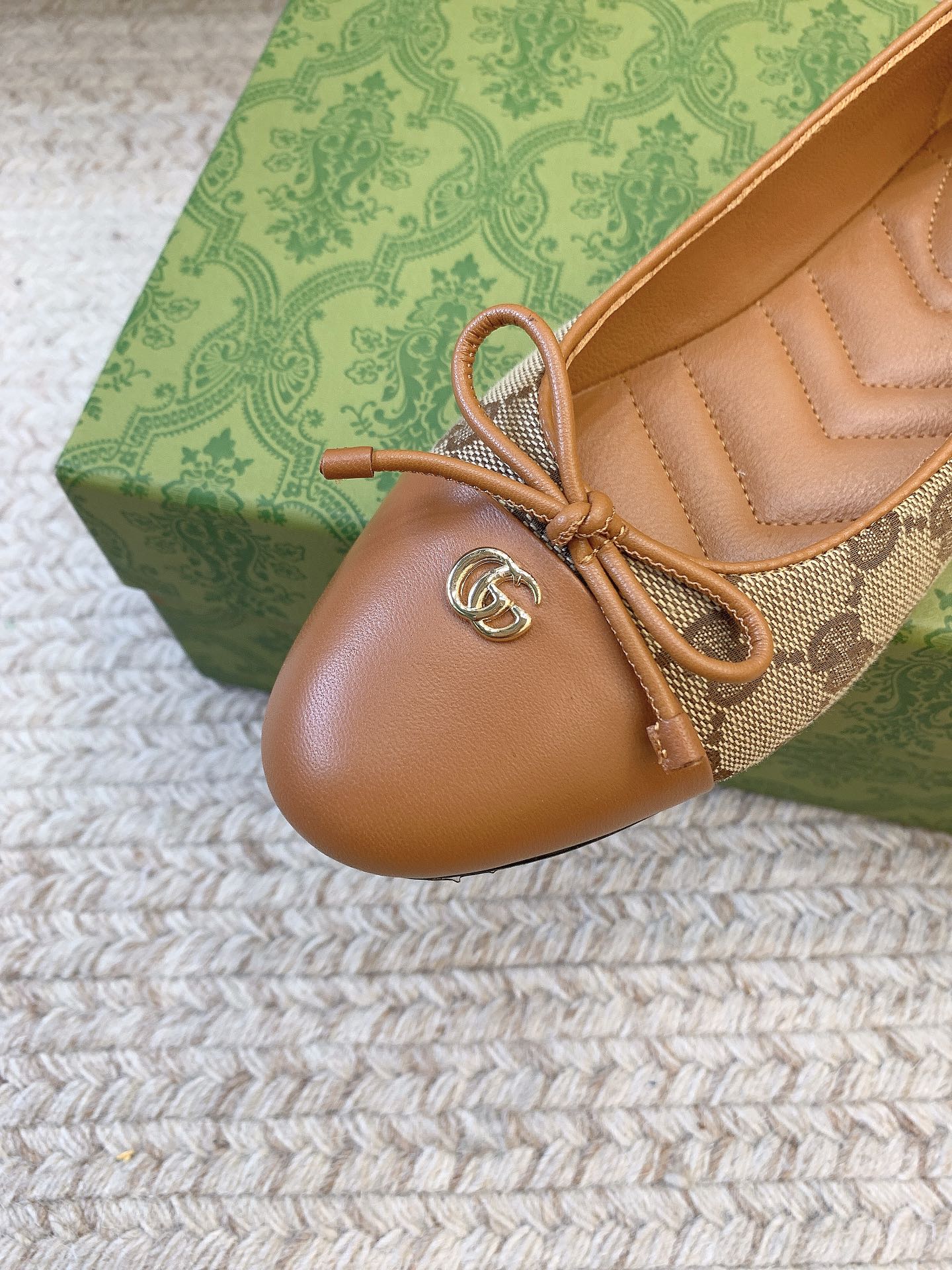 864GUCC*SS25 Flat-Buttoned Ballet Shoes: Sheep Skin, Top Quality, Size 35-39, Real Skin Bottom - 图片 5