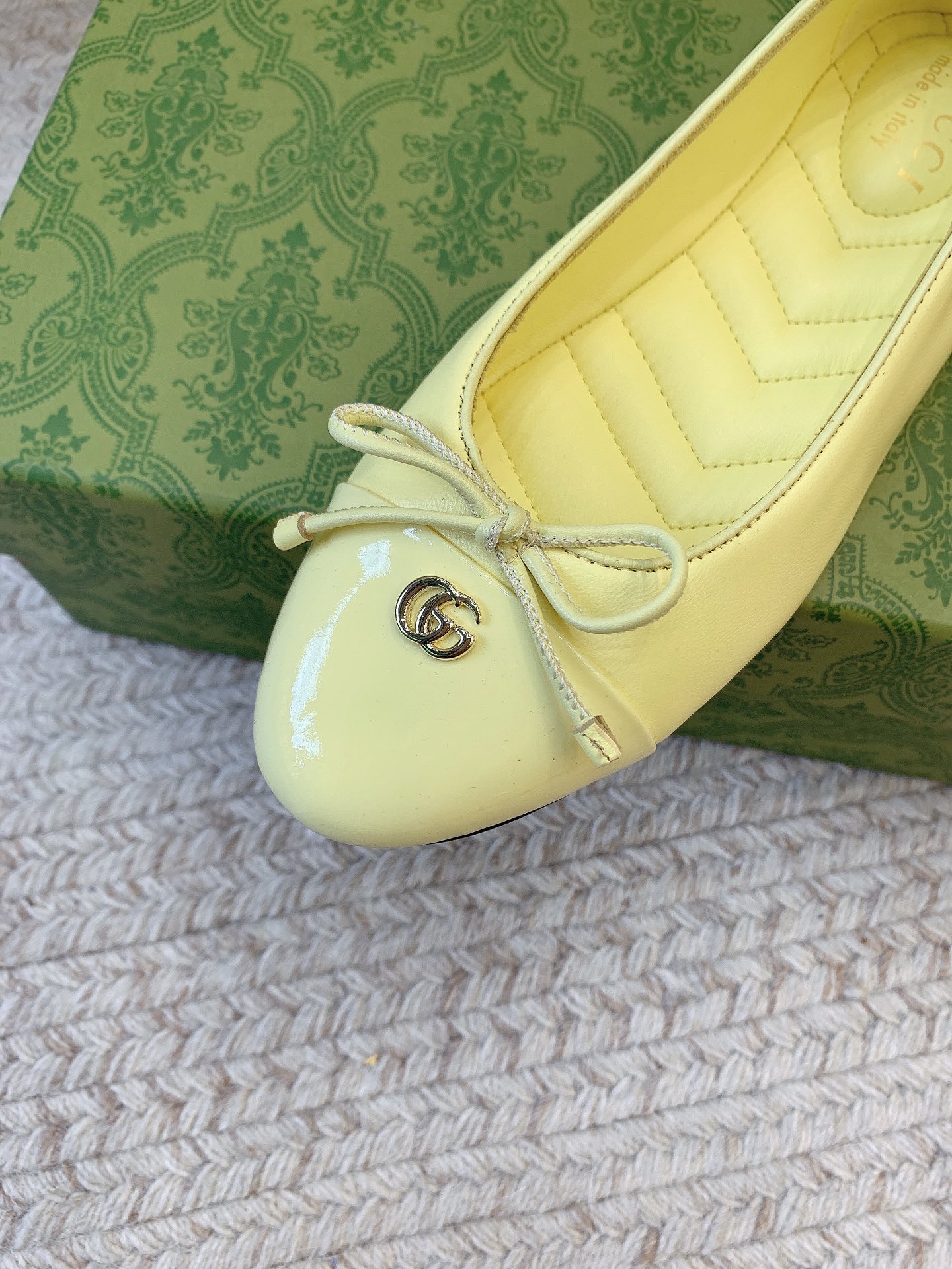 “Top Quality 864GUCC*SS25 Flat-Buttoned Ballet Shoes: Imported Sheep Skin, Real Skin, Sizes 35-39” - 图片 5