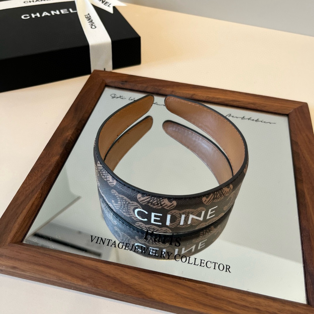 🆕

Celine赛琳新款发箍