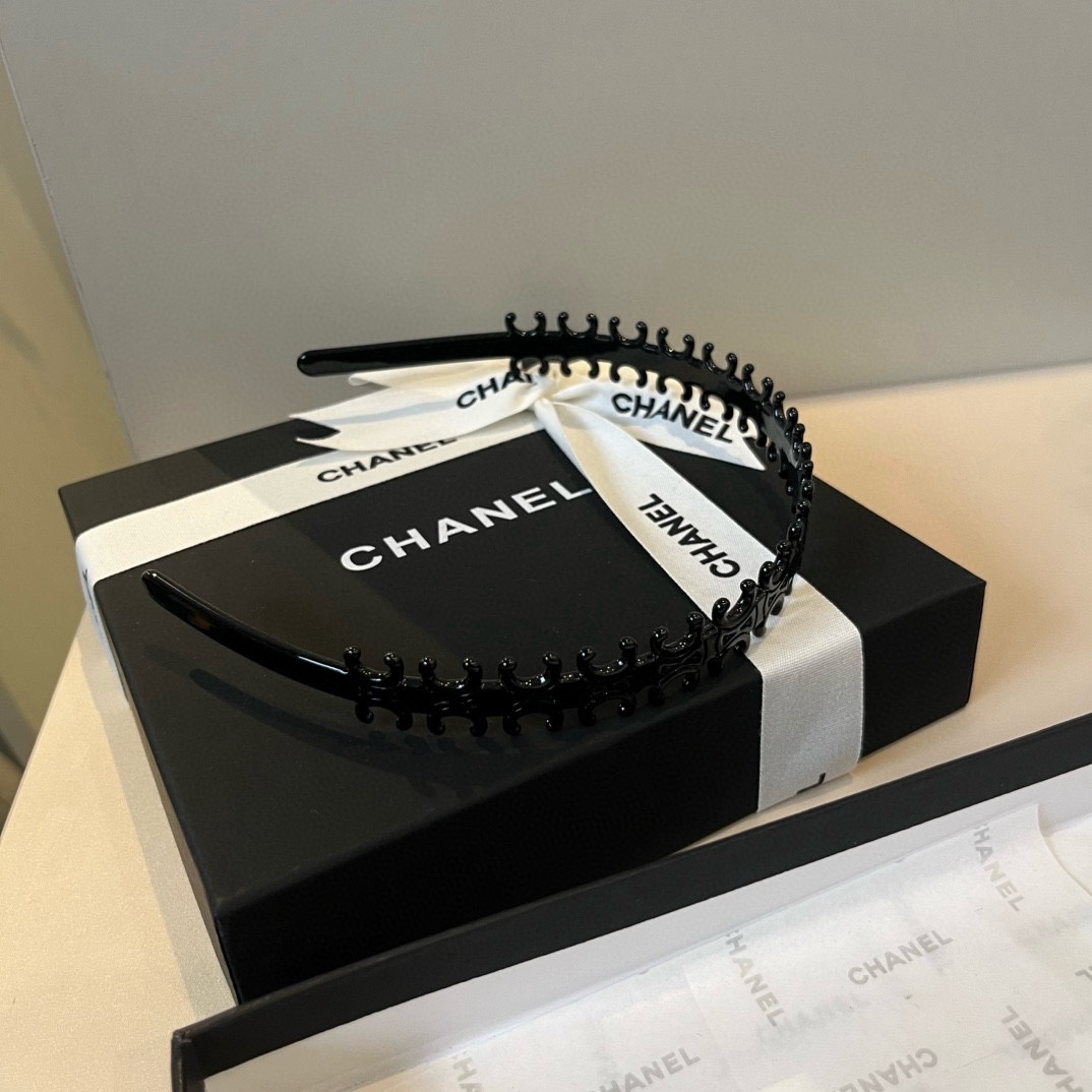 🆕

Celine赛琳新款发箍