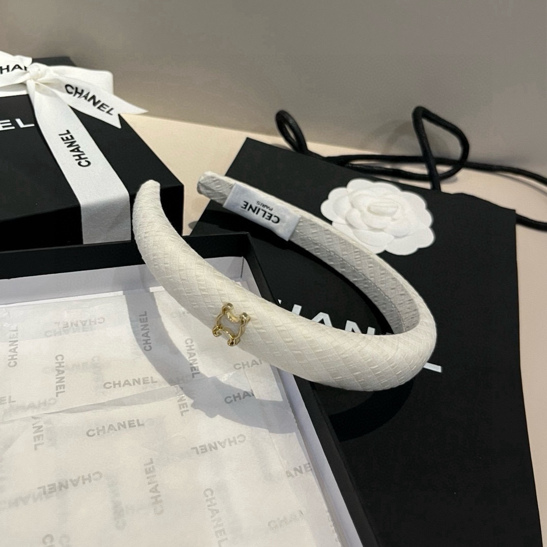 🆕

Celine赛琳新款发箍