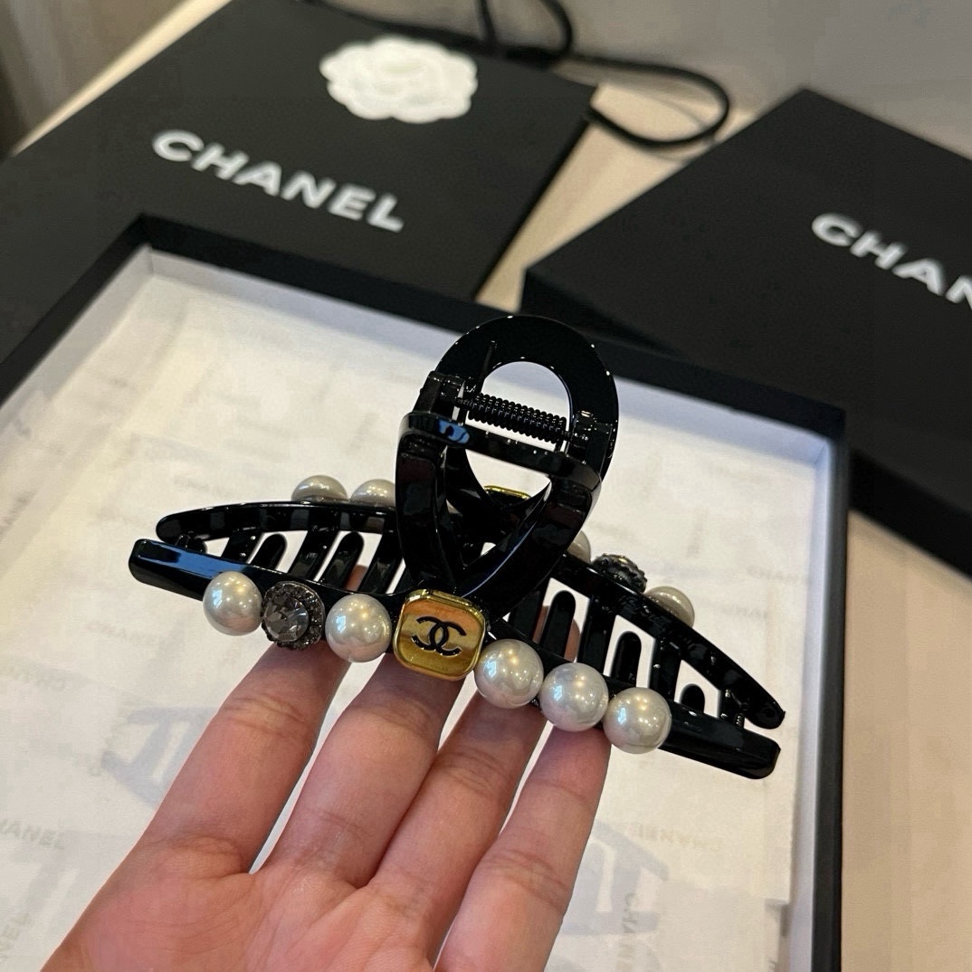 🆕

Chanel香奈儿新款发夹