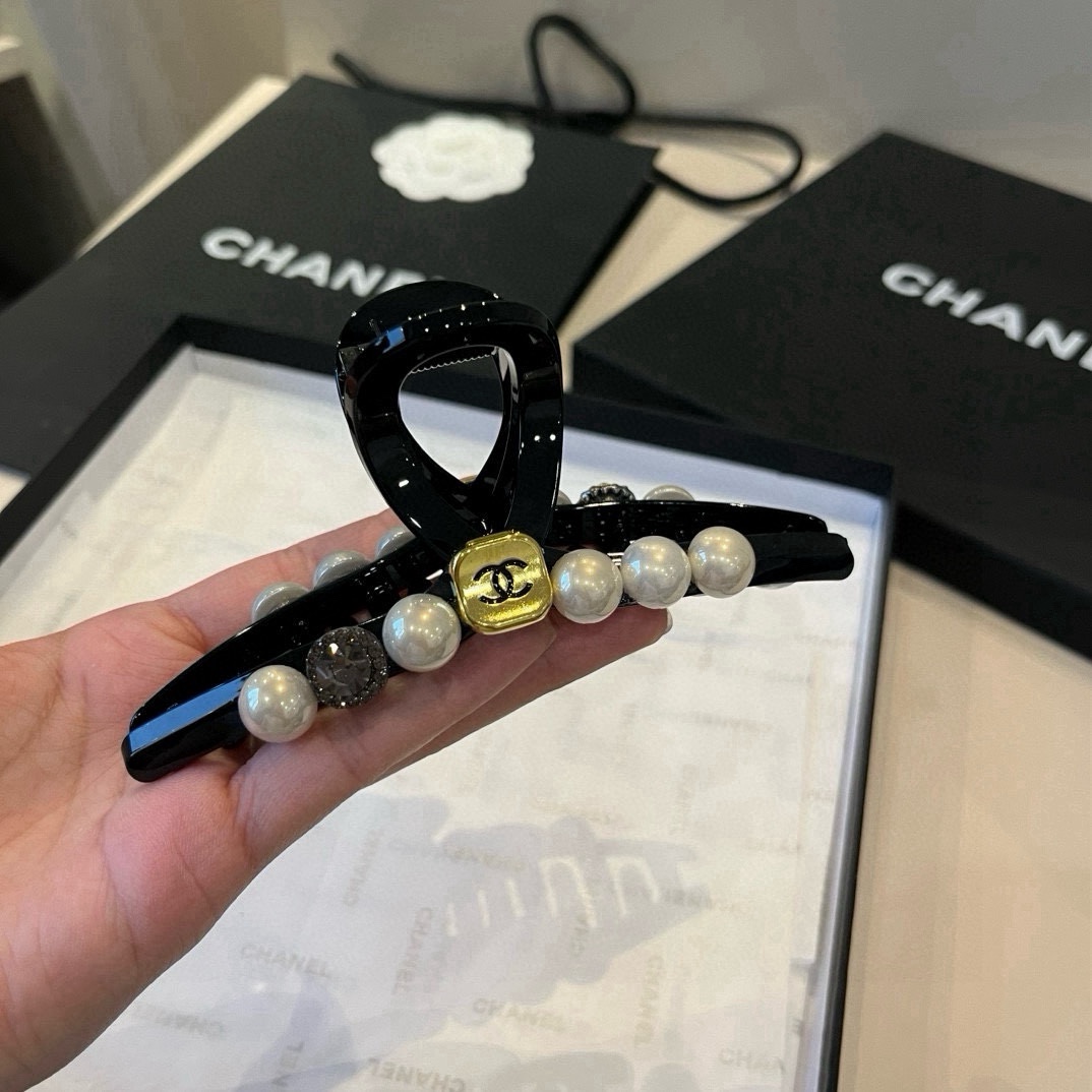 🆕

Chanel香奈儿新款发夹