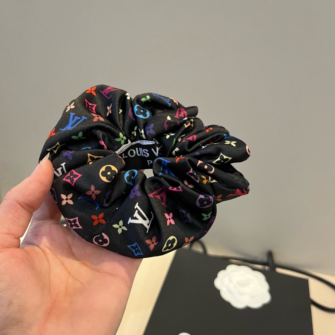 🆕

LV新款发圈