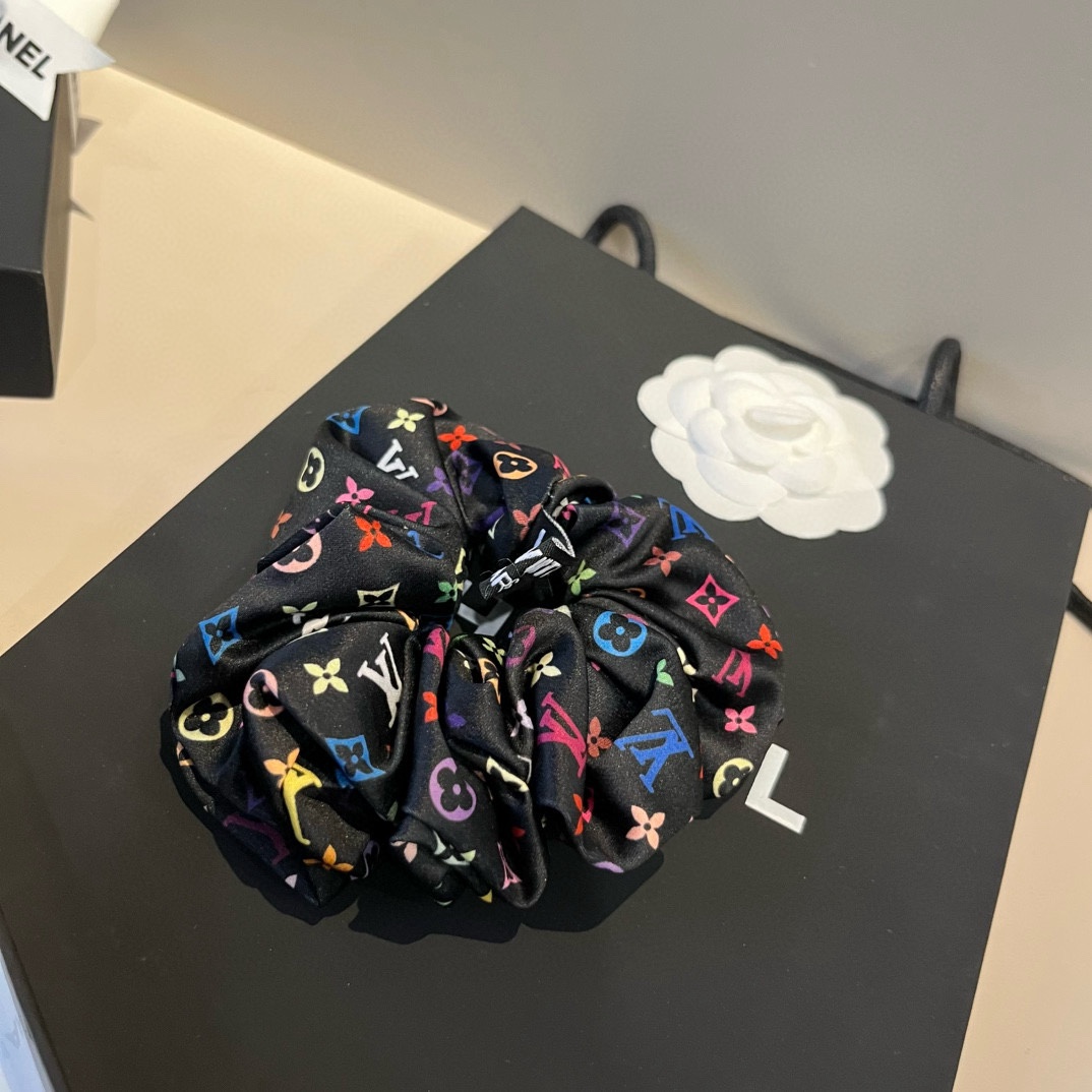 🆕

LV新款发圈