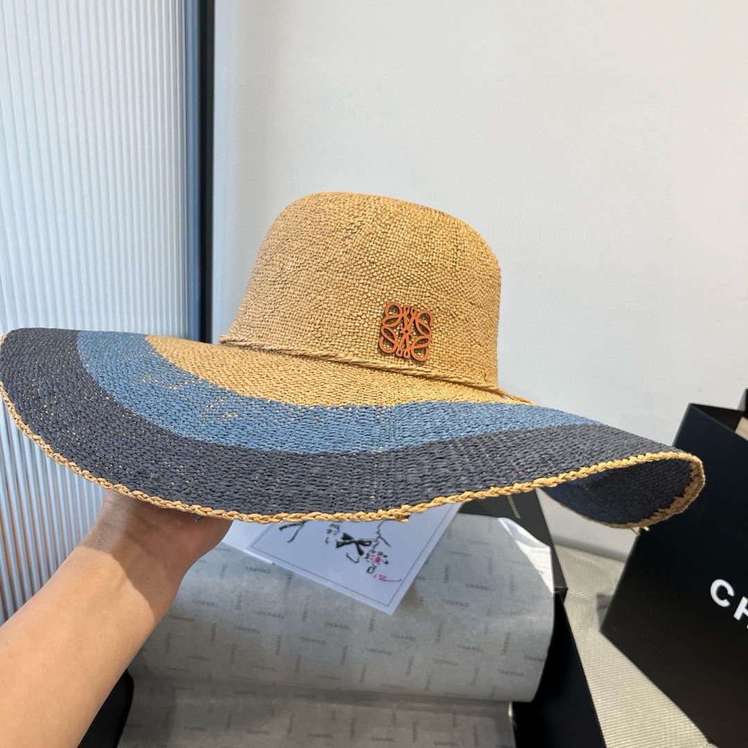 🆕

ＬＯＥＷＥ罗意威 新款草帽，手工钩织草编帽，大帽檐草帽，遮阳沙滩帽可折叠，携带方便，头围57cm