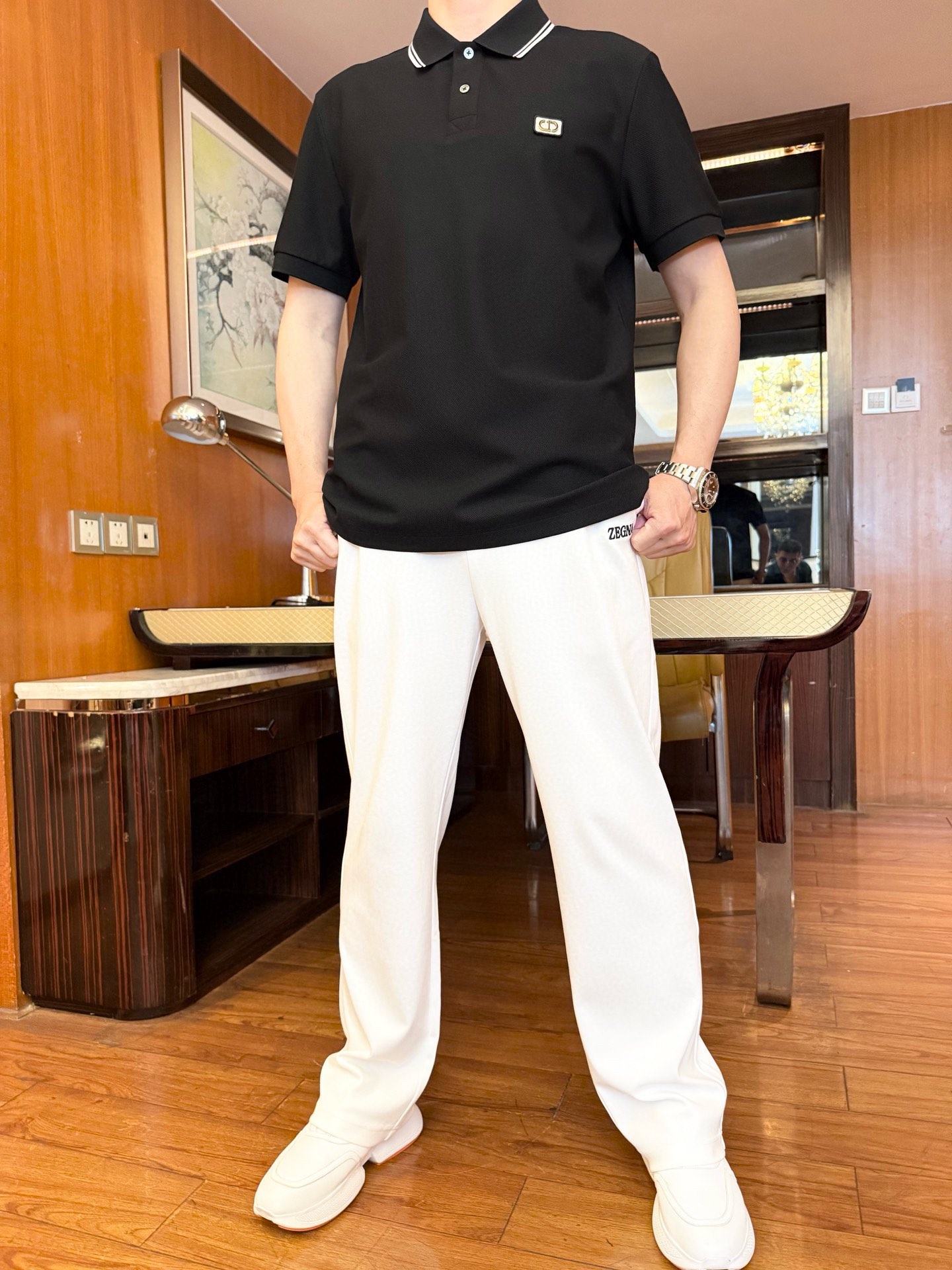 NO:507922,Dior-2025 counter latest hot polo is shipped, hot-selling items in European and American counters!  Selected Italian imported fine cotton design, the exquisite brand logo on the chest is elegant and fashionable, and the upper body effect needs no more. The code number m-3xl (model 173/130 wear m, with Hong Kong Lane Crawford gift box packaging), dior, alexander wang19860909迪奥-2025专柜最新爆款polo出货 欧美专柜热销单品！精选意大利进口精棉设计,胸前的精致的品牌标志雅致不失时尚 上身效果不用多说.码数m-3xl（模特173/130穿m,配香港连卡佛礼盒包装）,,dior,alexander wang,Men's clothing