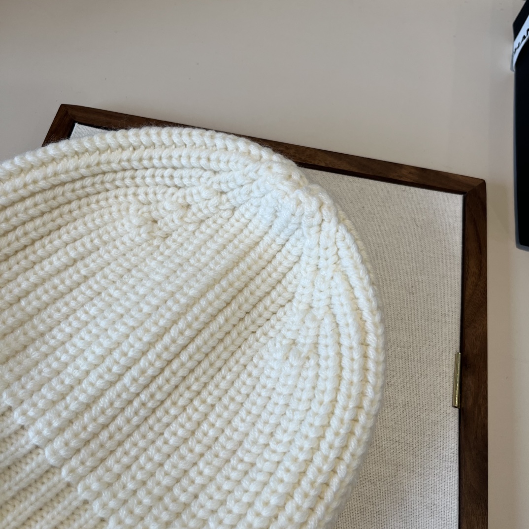 🆕

Chanel香奈儿针织毛线帽