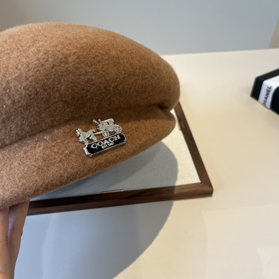 🆕

蔻驰新款羊毛贝雷帽，百分百羊毛面料，头围57cm