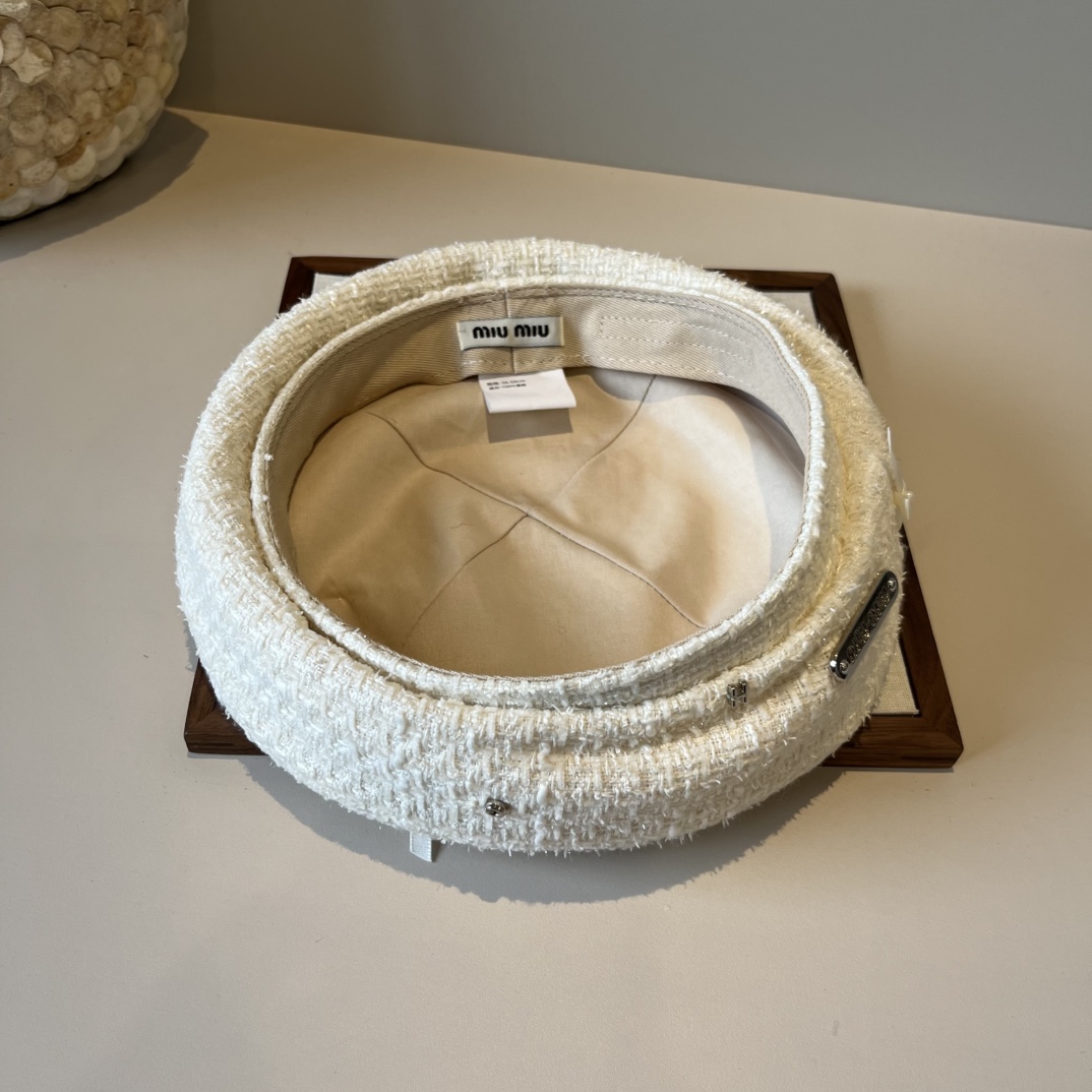 🆕

缪缪miumiu毛呢贝雷帽，原单品质，头围57cm