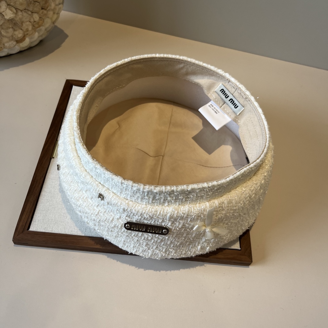 🆕

缪缪miumiu毛呢贝雷帽，原单品质，头围57cm