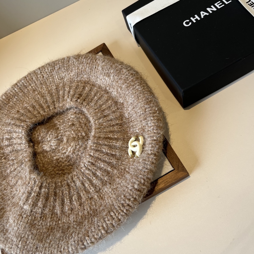 🆕

Chanel香奈儿羊毛贝雷帽，针织贝雷帽、百搭款