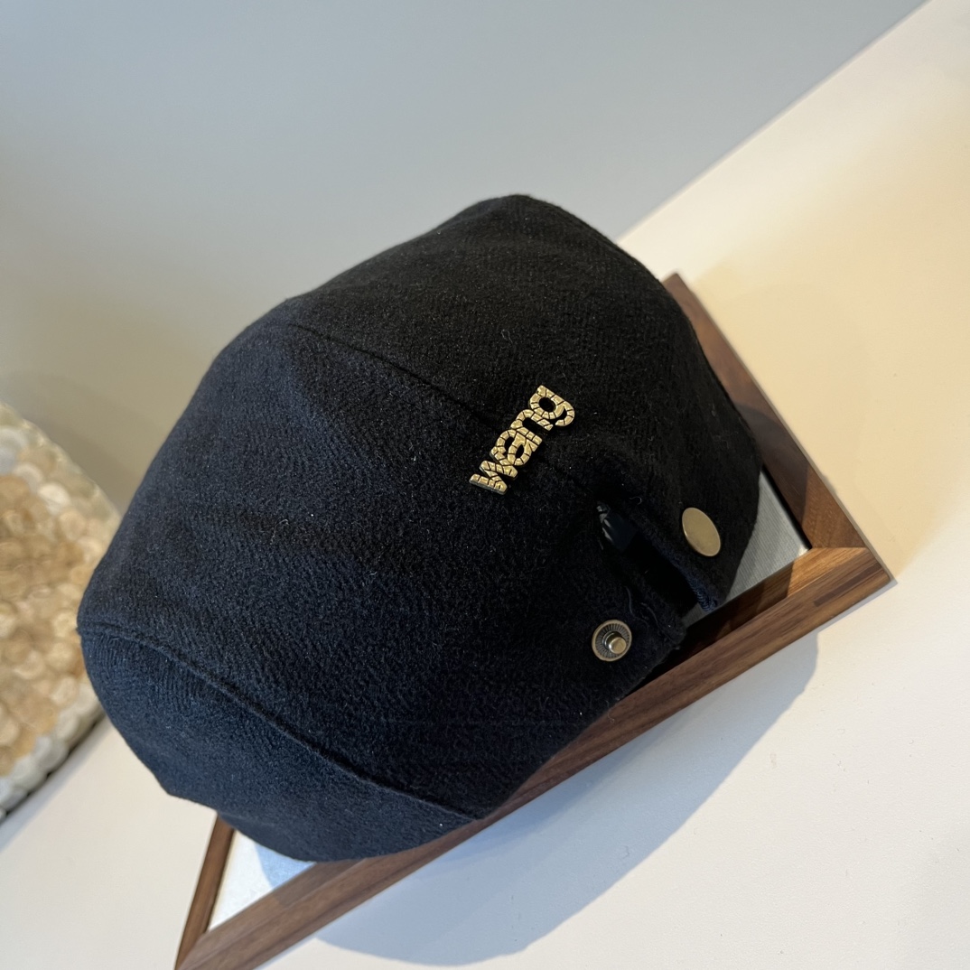 🆕
亚历山大王前进鸭舌帽，棉麻面料，轻盈百搭