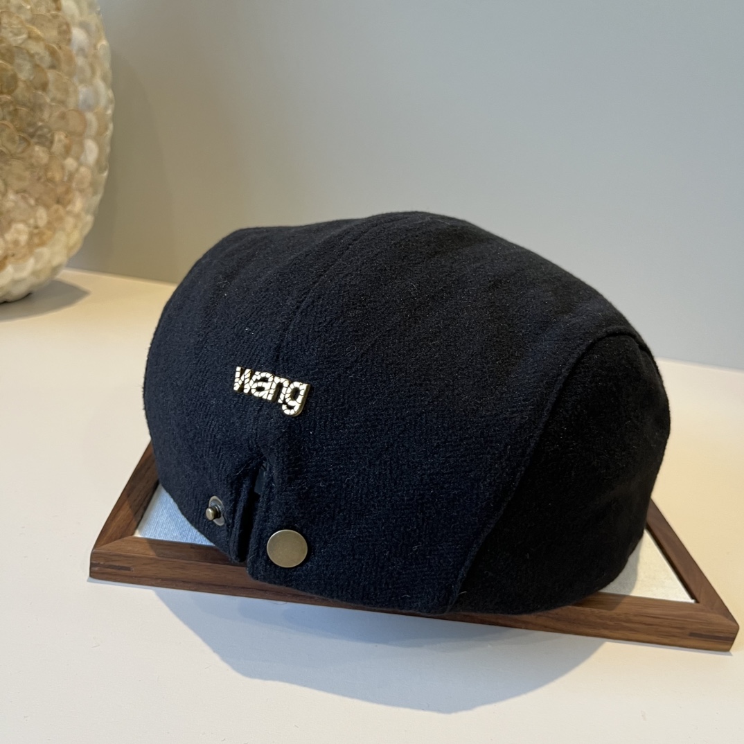 🆕
亚历山大王前进鸭舌帽，棉麻面料，轻盈百搭