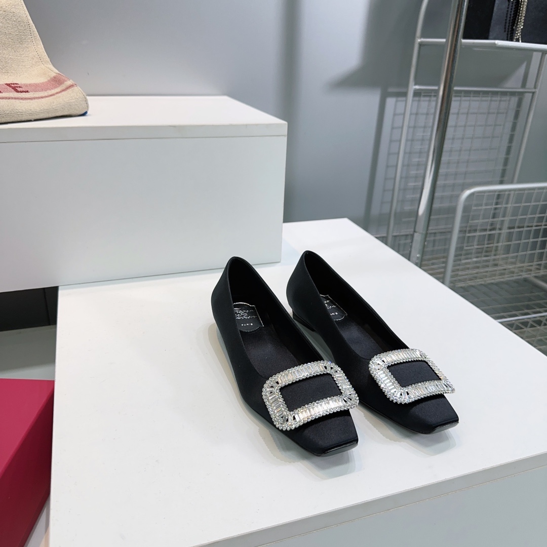 “Roger Vivier Diamond-Detailed Wedding Shoes | Classic Series | High Quality Italian Leather | Sizes 35-39” - 图片 4
