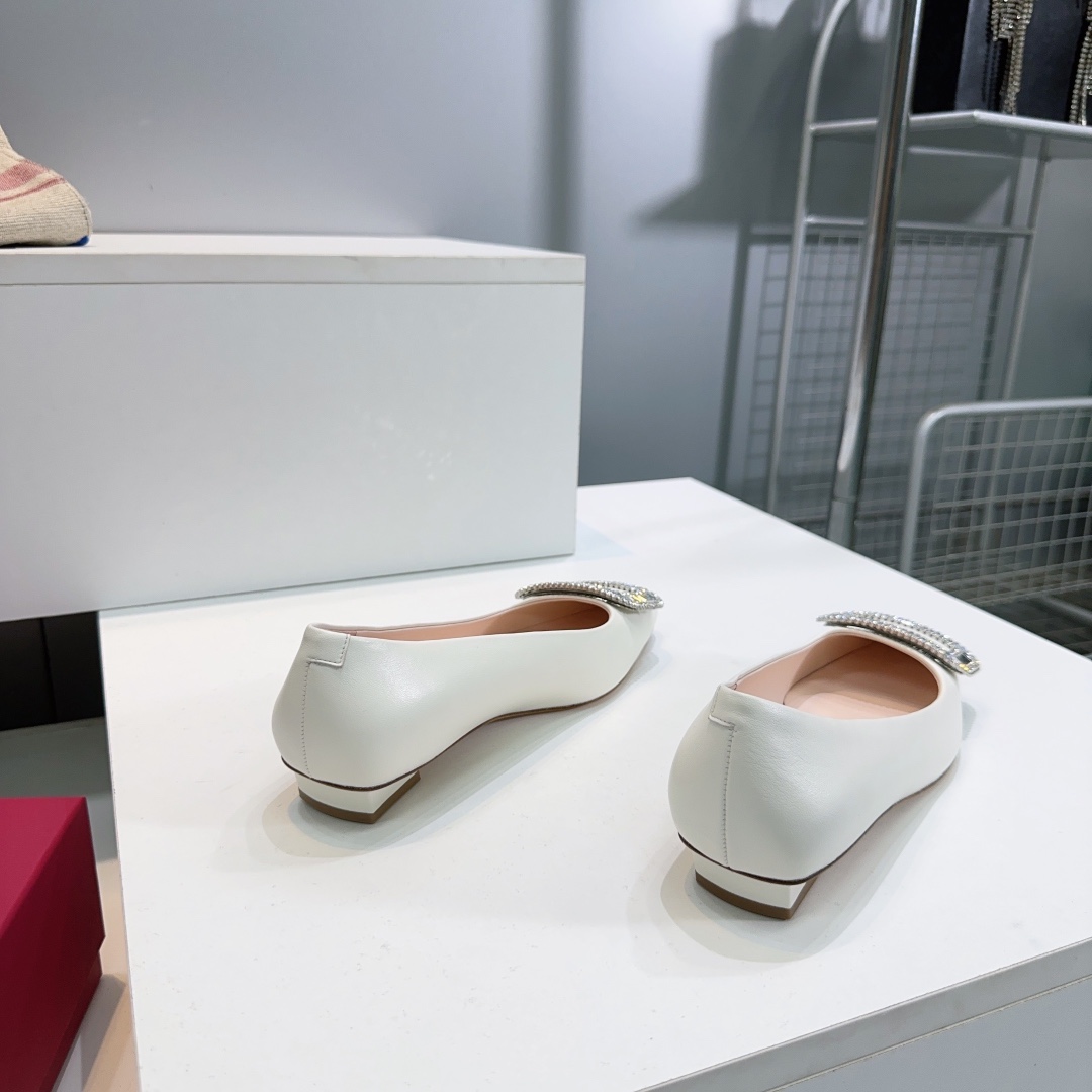 “Roger Vivier Diamond Wedding Shoes: Classic Elegance and Comfort in High-Quality Exit 768 Series” - 图片 9