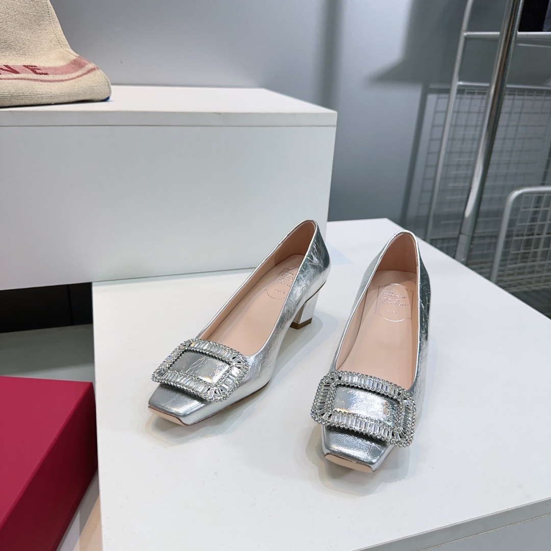 Roger Vivier Diamond-Detailed Wedding Shoes: Classic Elegance, Confidence-Building Style - 图片 7