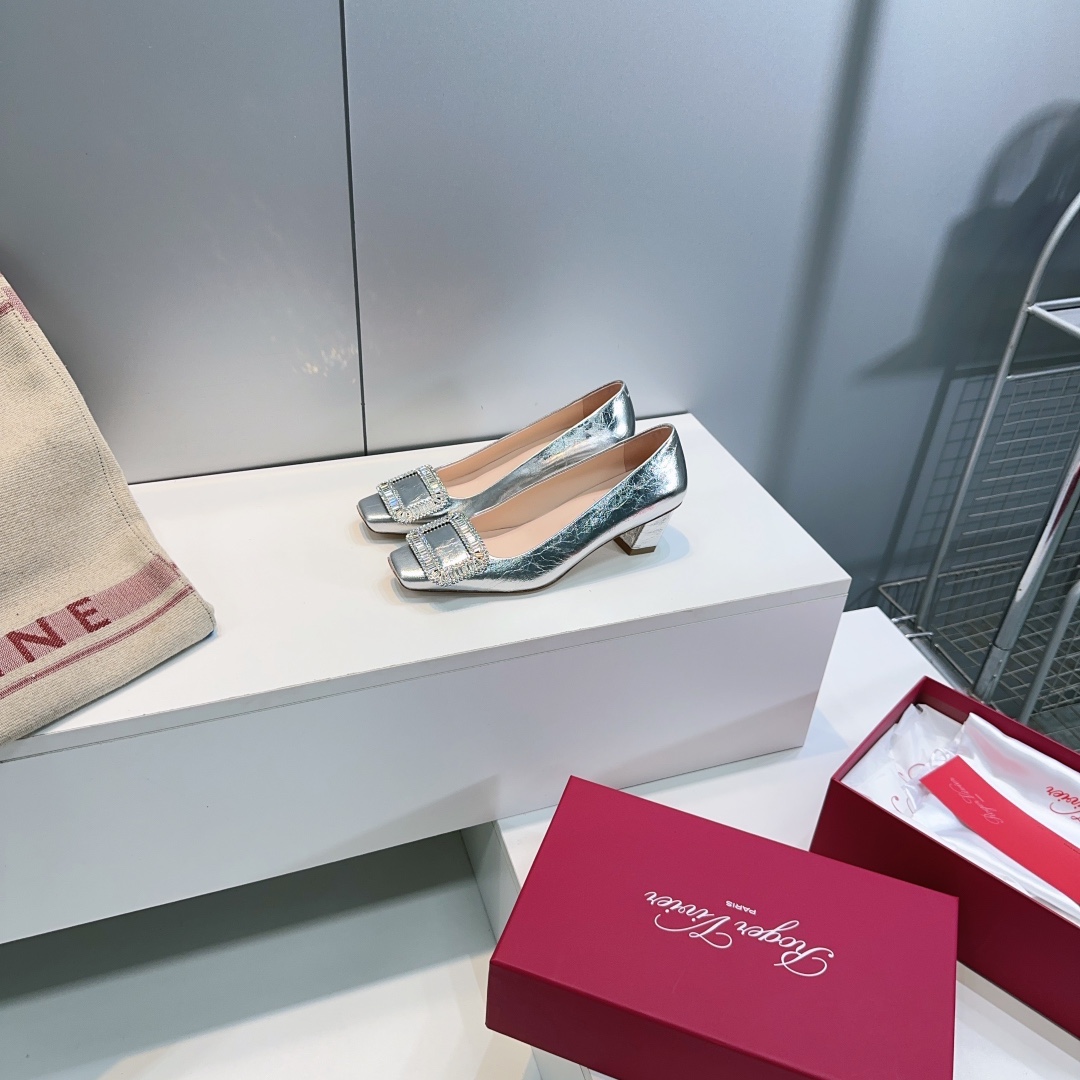 Roger Vivier Diamond-Detailed Wedding Shoes: Classic Elegance, Confidence-Building Style