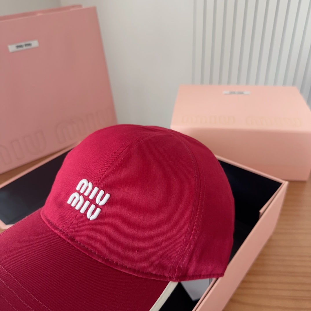

MIUM缪缪 2025新款棒球帽，🔆百搭日常款～出街必备