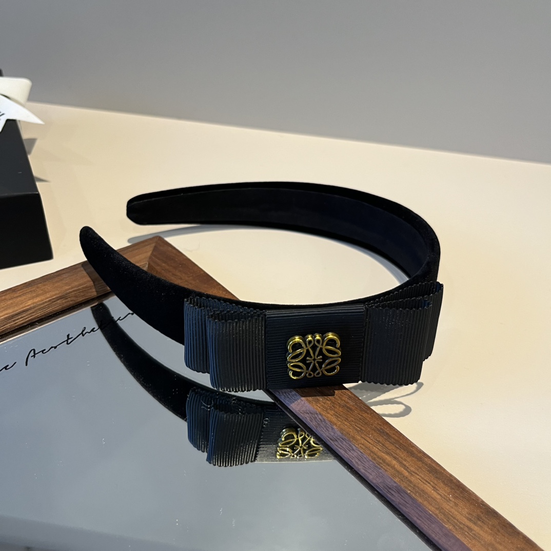🆕

LOEWE罗意威发箍