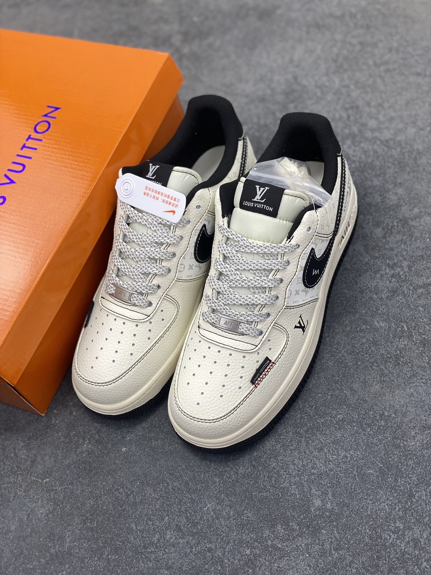 图片[8]-NIke Air Force 1 \’07 Low “LV联名——黑勾小织标”空军一号 低帮 运动鞋 休闲鞋 折边针车 工艺难度大 原楦头原纸板 原装鞋盒 定制五金配件 内置全掌气垫 原厂鞋底 货号：CX5050-Y09 尺码：36 36.5 37.5 38 38.5 39 40 40.5 41 42 42.5 43 44 44.5 45-选品中心