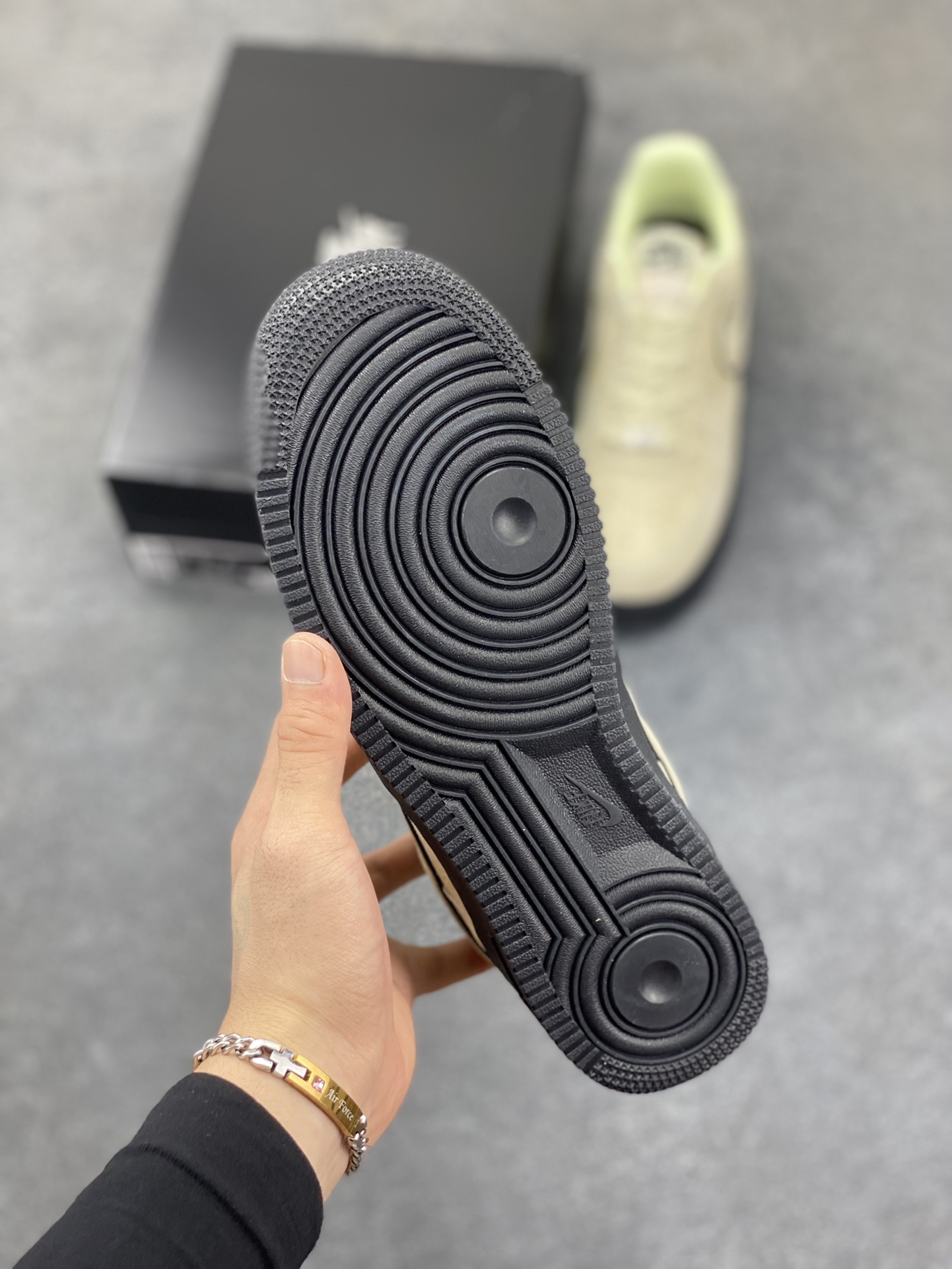 图片[5]-Nike Air Force 1 Low 浅棕 原楦头原纸板 打造纯正空军版型 专注外贸渠道 全掌内置蜂窝气垫 原盒配件 原厂中底钢印、拉帮完美 货号：HQ1966-200 尺码：36 36.5 37.5 38 38.5 39 40 40.5 41 42 42.5 43 44 44.5 45-选品中心