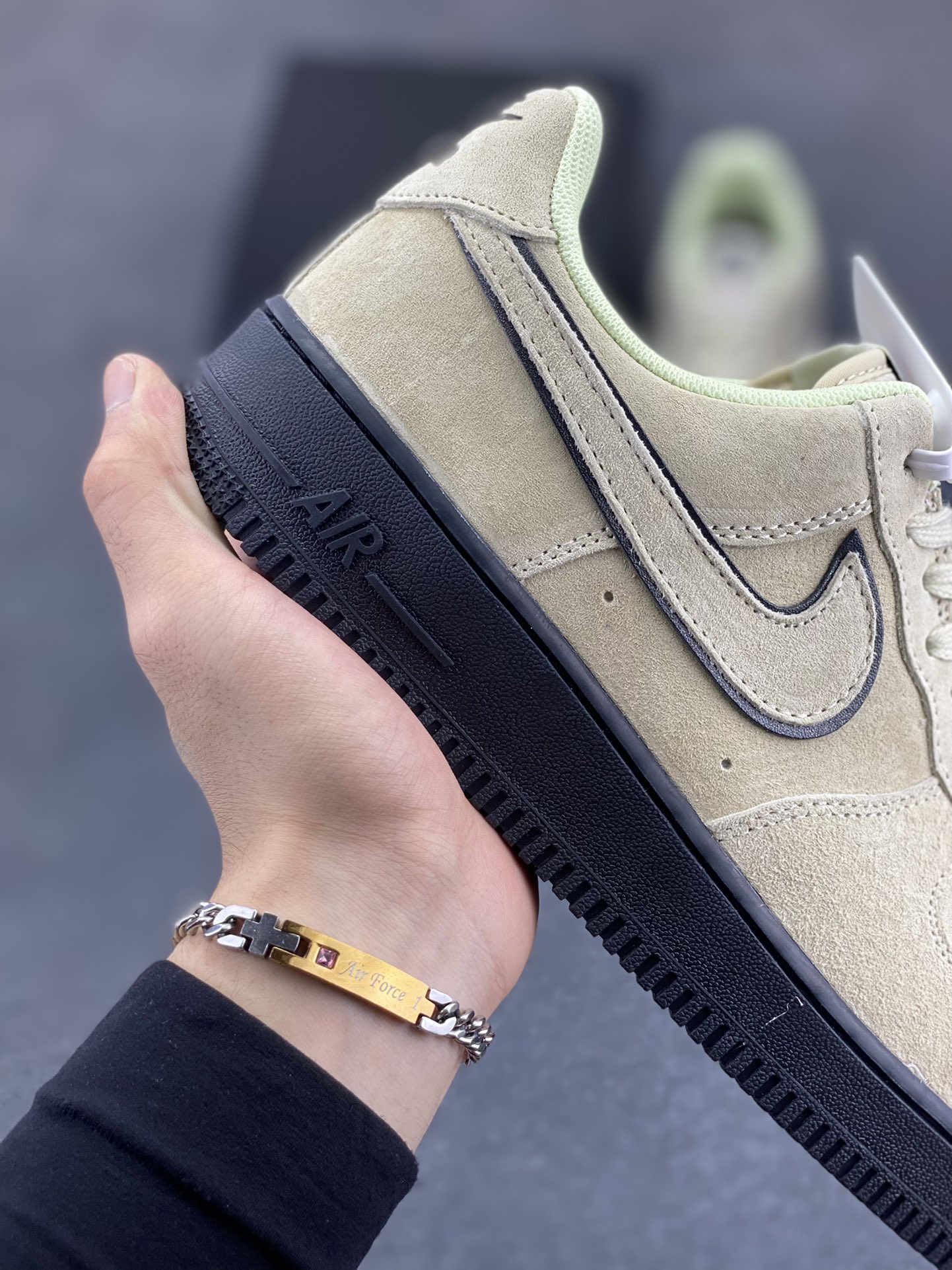 图片[6]-Nike Air Force 1 Low 浅棕 原楦头原纸板 打造纯正空军版型 专注外贸渠道 全掌内置蜂窝气垫 原盒配件 原厂中底钢印、拉帮完美 货号：HQ1966-200 尺码：36 36.5 37.5 38 38.5 39 40 40.5 41 42 42.5 43 44 44.5 45-选品中心