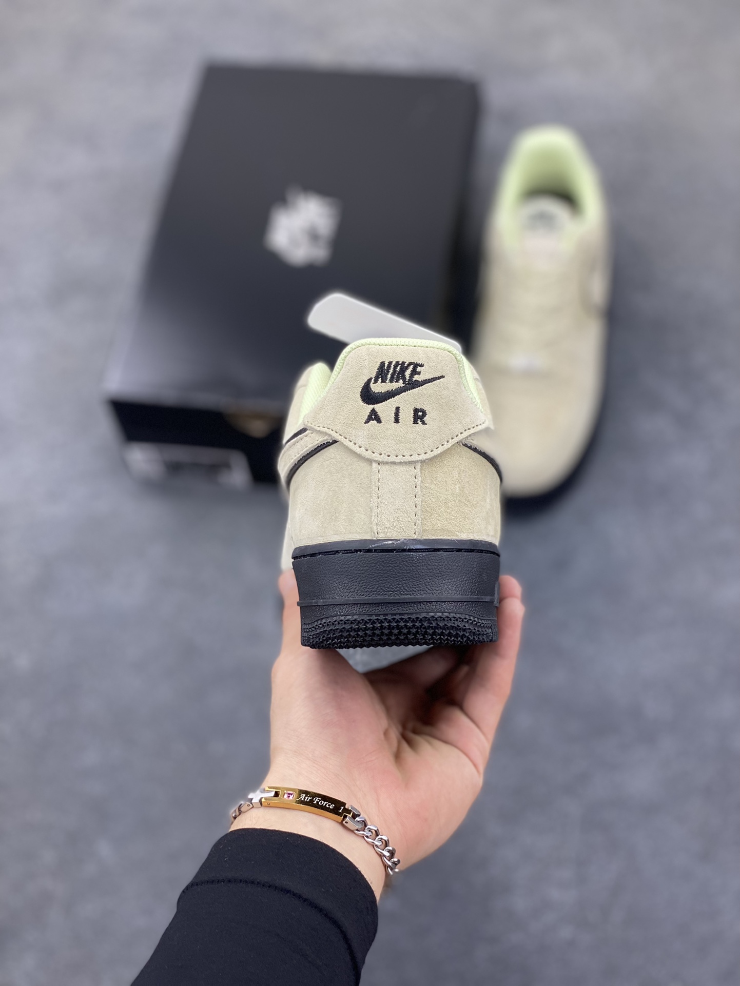 图片[4]-Nike Air Force 1 Low 浅棕 原楦头原纸板 打造纯正空军版型 专注外贸渠道 全掌内置蜂窝气垫 原盒配件 原厂中底钢印、拉帮完美 货号：HQ1966-200 尺码：36 36.5 37.5 38 38.5 39 40 40.5 41 42 42.5 43 44 44.5 45-选品中心