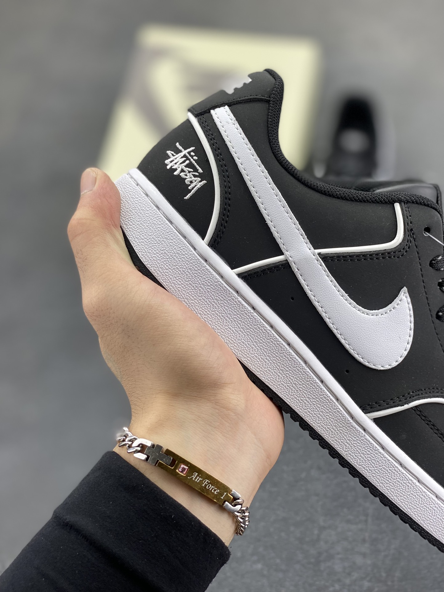 图片[6]-福利特价 海外爆款 ZP订单 NIKE EBERNON Low prm 小空军低帮百搭透气休闲运动板鞋 独家头层版本 原数据独家私模大底 纯正版型 清洁度完美 货号：FD5188-113 尺码：36 36.5 37.5 38 38.5 39 40 40.5 41 42 42.5 43 44 44.5 45-选品中心