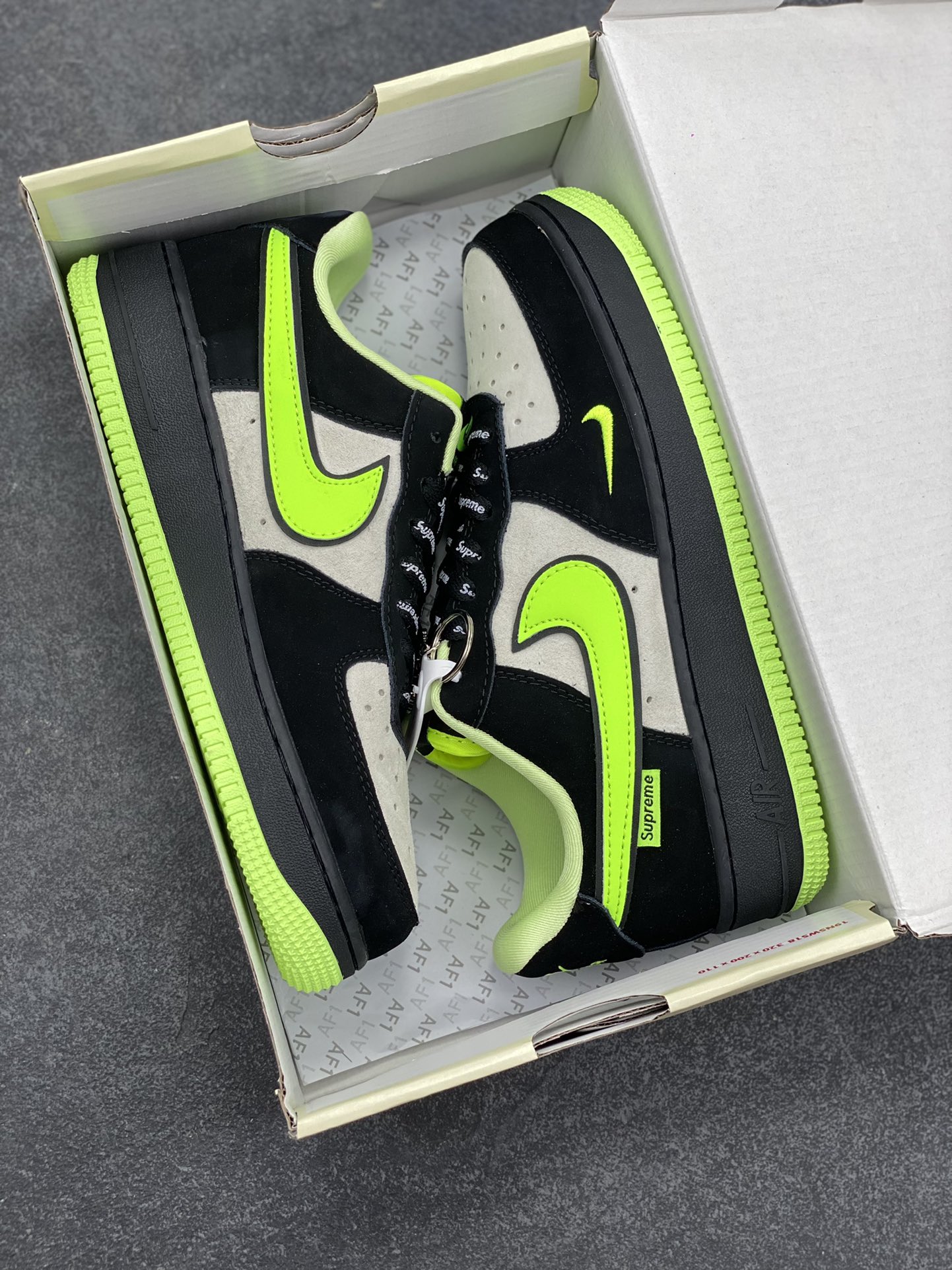图片[9]-福利特价 NIke Air Force 1 \’07 Low 空军一号 低帮 运动鞋 休闲鞋 折边针车 工艺难度大 原楦头原纸板 原装鞋盒 定制五金配件 内置全掌气垫 原厂鞋底 货号：DF0188-009 尺码：36 36.5 37.5 38 38.5 39 40 40.5 41 42 42.5 43 44 44.5 45-选品中心