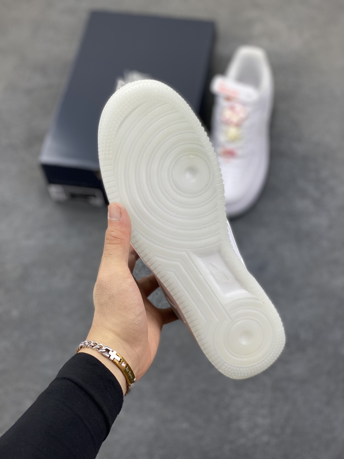 图片[5]-Air Force 1 Low 夏日白橙 原楦头原纸板 打造纯正空军版型 #专注外贸渠道 全掌内置蜂窝气垫 #原盒配件 原厂中底钢印、拉帮完美 货号：IB8875-111 尺码：36 36.5 37.5 38 38.5 39 40 40.5 41 42 42.5 43 44 44.5 45-选品中心