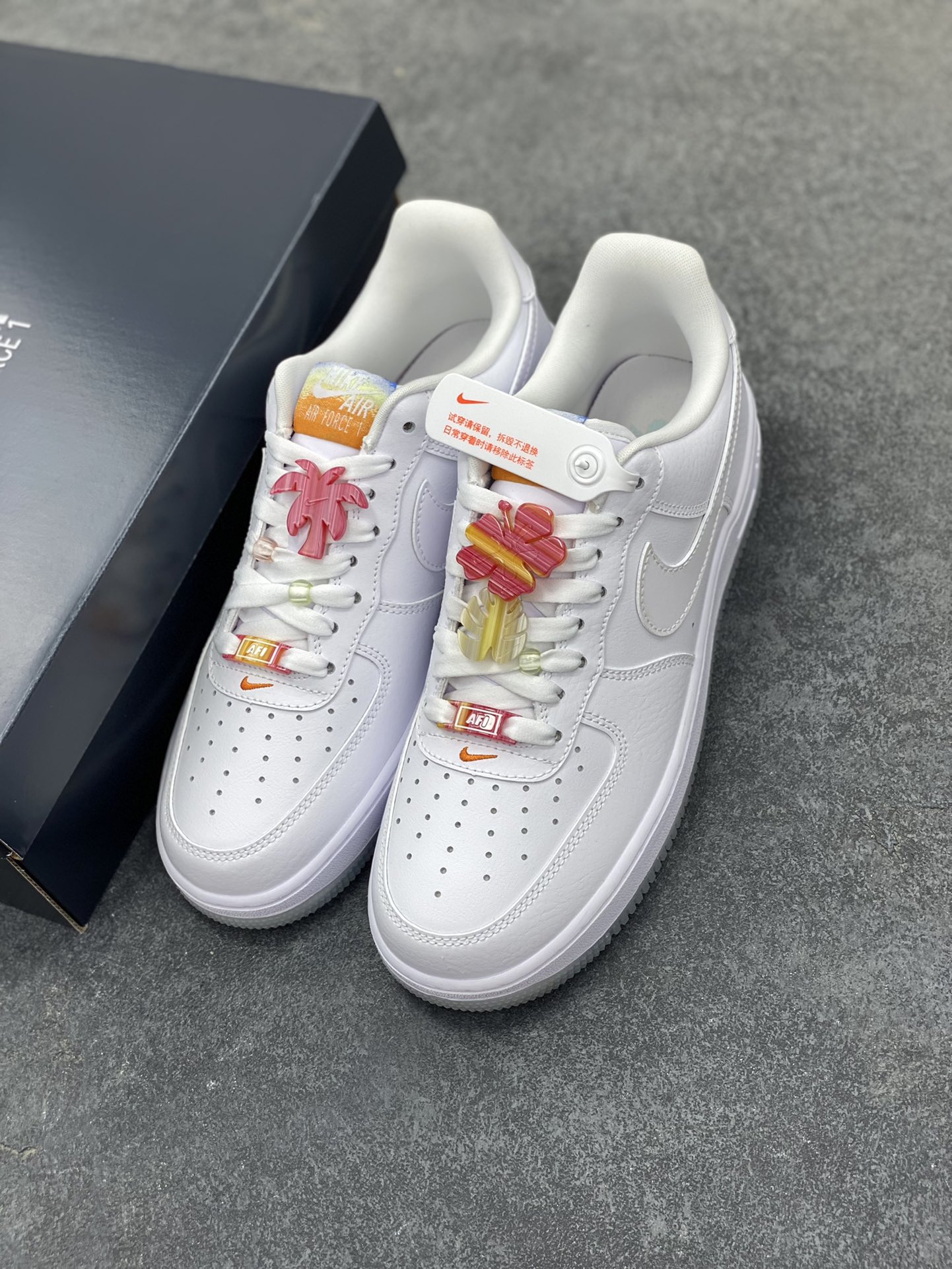 图片[8]-Air Force 1 Low 夏日白橙 原楦头原纸板 打造纯正空军版型 #专注外贸渠道 全掌内置蜂窝气垫 #原盒配件 原厂中底钢印、拉帮完美 货号：IB8875-111 尺码：36 36.5 37.5 38 38.5 39 40 40.5 41 42 42.5 43 44 44.5 45-选品中心