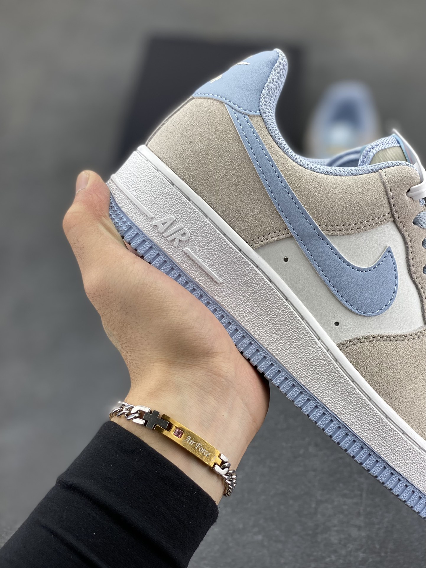 图片[6]-Nike Air Force 1 Low 海盐蓝 原楦头原纸板 打造纯正空军版型 专注外贸渠道 全掌内置蜂窝气垫 原盒配件 原厂中底钢印、拉帮完美 货号：FQ8714-005 尺码：36 36.5 37.5 38 38.5 39 40 40.5 41 42 42.5 43 44 44.5 45-选品中心