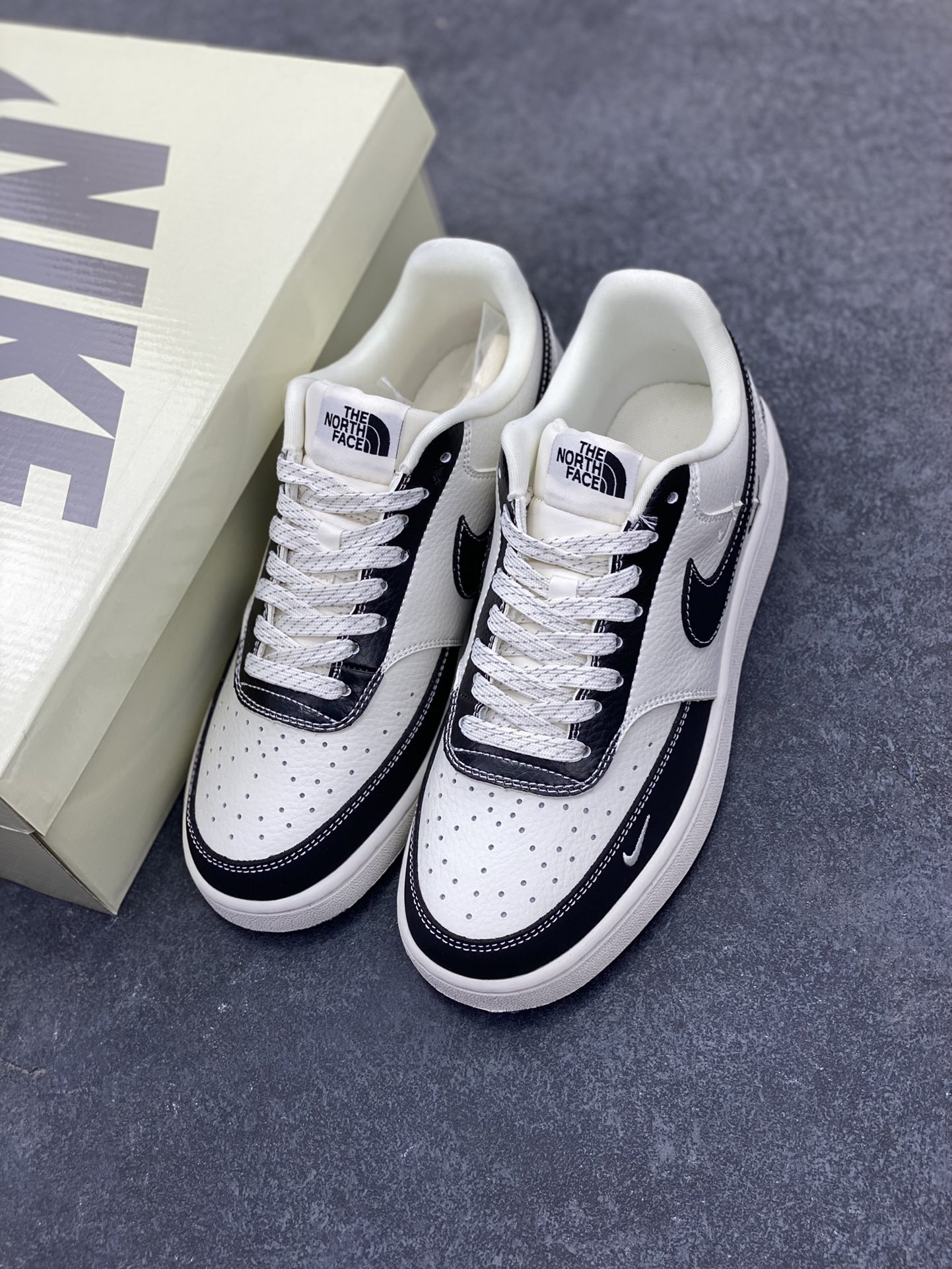 图片[8]-福利特价 海外爆款 ZP订单 NIKE EBERNON Low prm 小空军低帮百搭透气休闲运动板鞋 独家头层版本 原数据独家私模大底 纯正版型 清洁度完美 货号：FD5188-118 尺码：36 36.5 37.5 38 38.5 39 40 40.5 41 42 42.5 43 44 44.5 45-选品中心