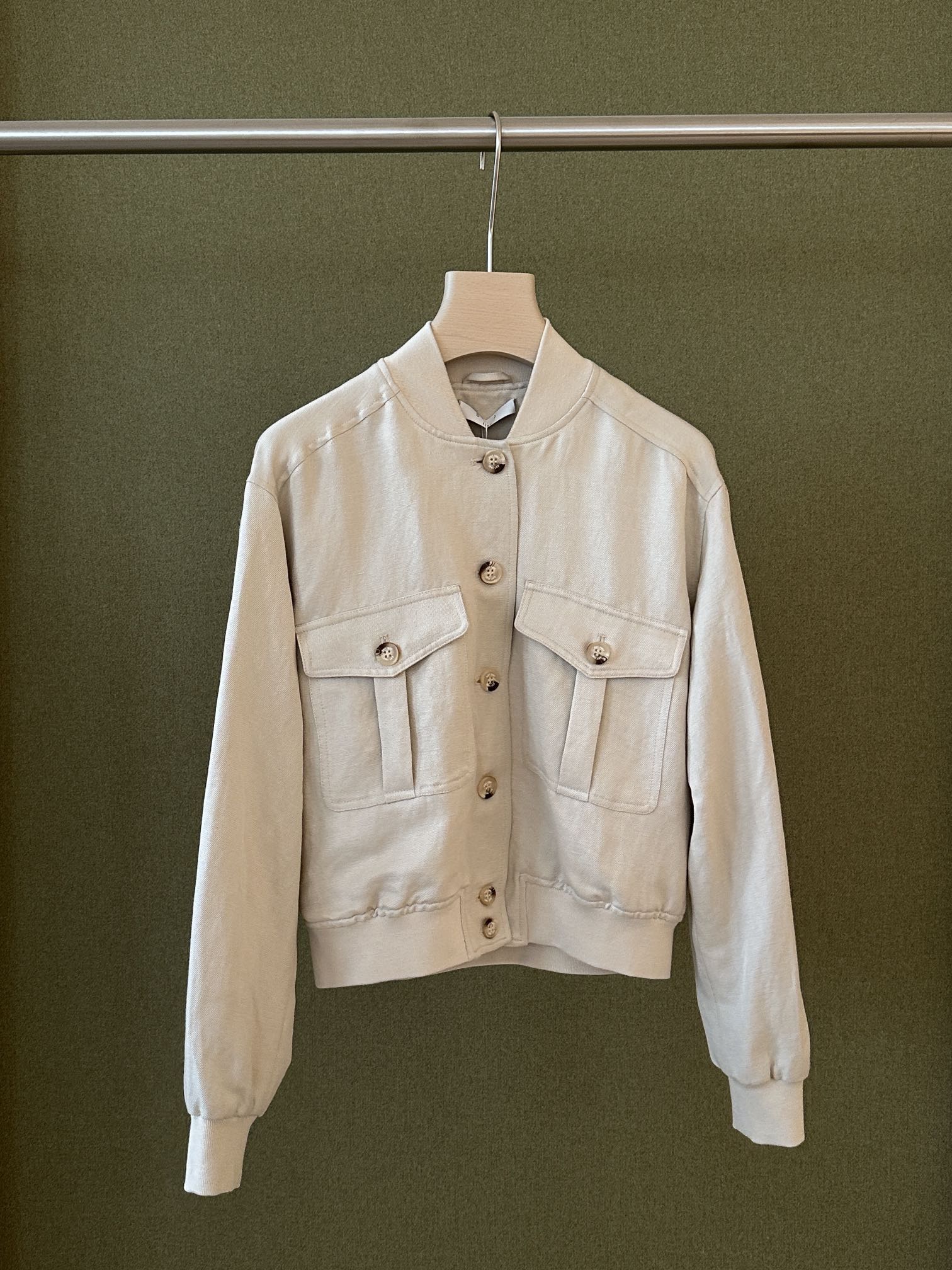 NO:461112,YS ｜ pre-autumn-2025 Luff Line Jacket Jacket Old Money Big Brand The texture is very high-end~ The details are exquisitely tailored P SML,,jackets & coats,jackets & coats,alexander wang19860909YS ｜ pre-autumn-2025 拉夫 亚麻夹克外套 老钱 大牌 质感非常高级～ 细节剪裁精致到位 P SML,,jackets & coats,jackets & coats,alexander wang,Women's clothing