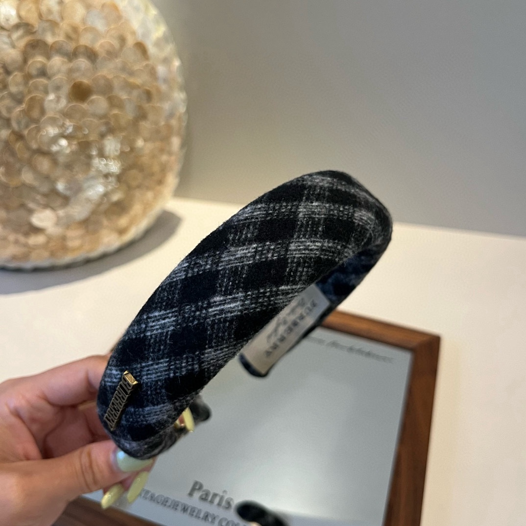 🆕

Burberry巴宝莉新款发箍