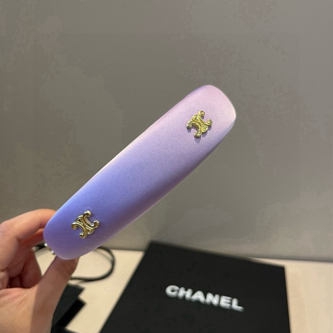 🆕

Celine赛琳新款发箍