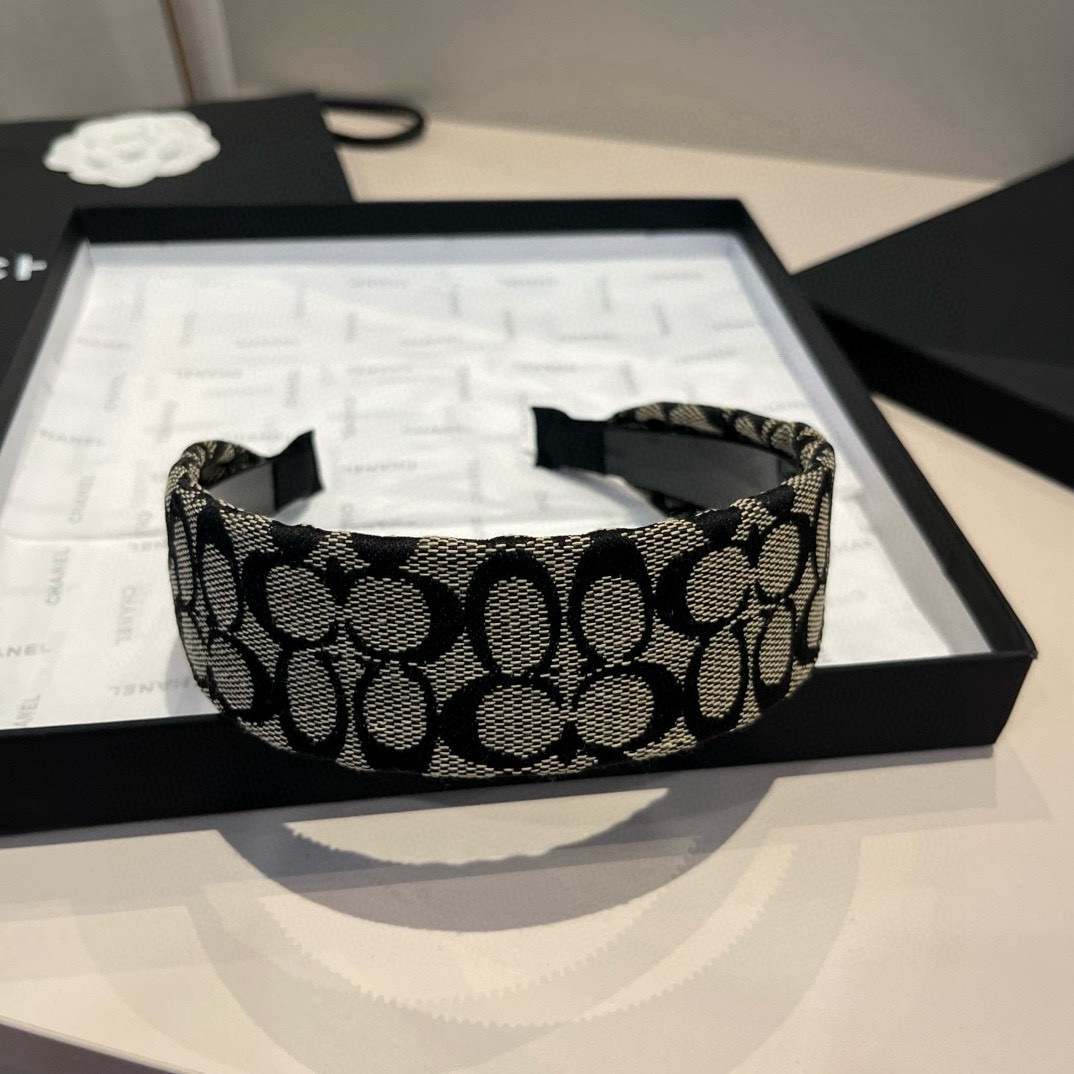 🆕

蔻驰新款发箍