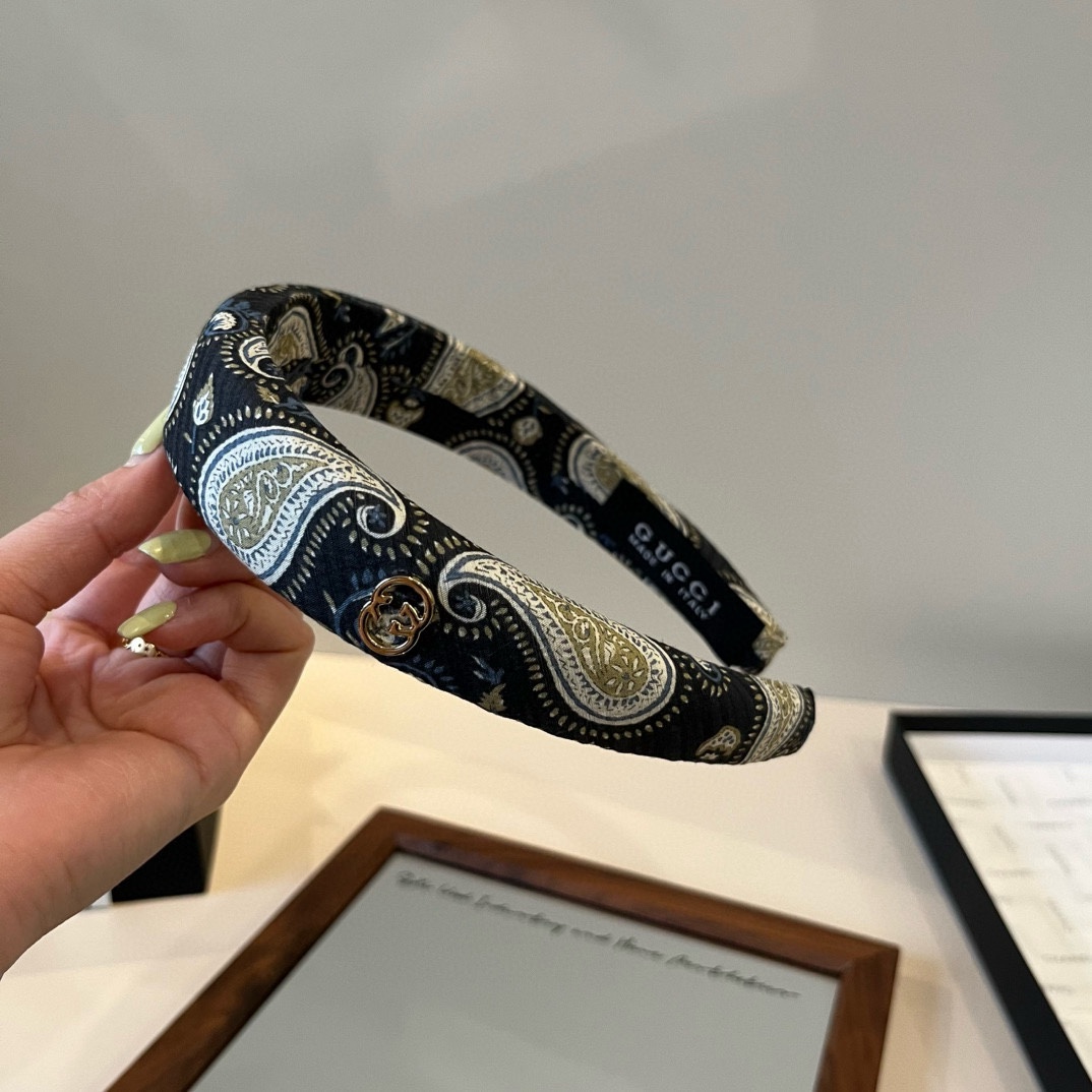 🆕

Gucci古奇新款发箍