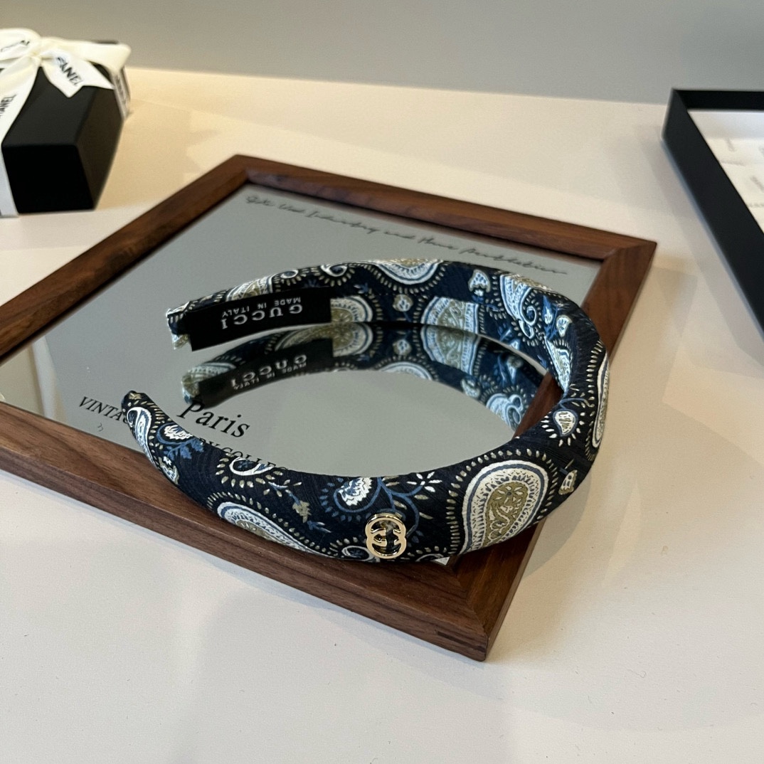 🆕

Gucci古奇新款发箍
