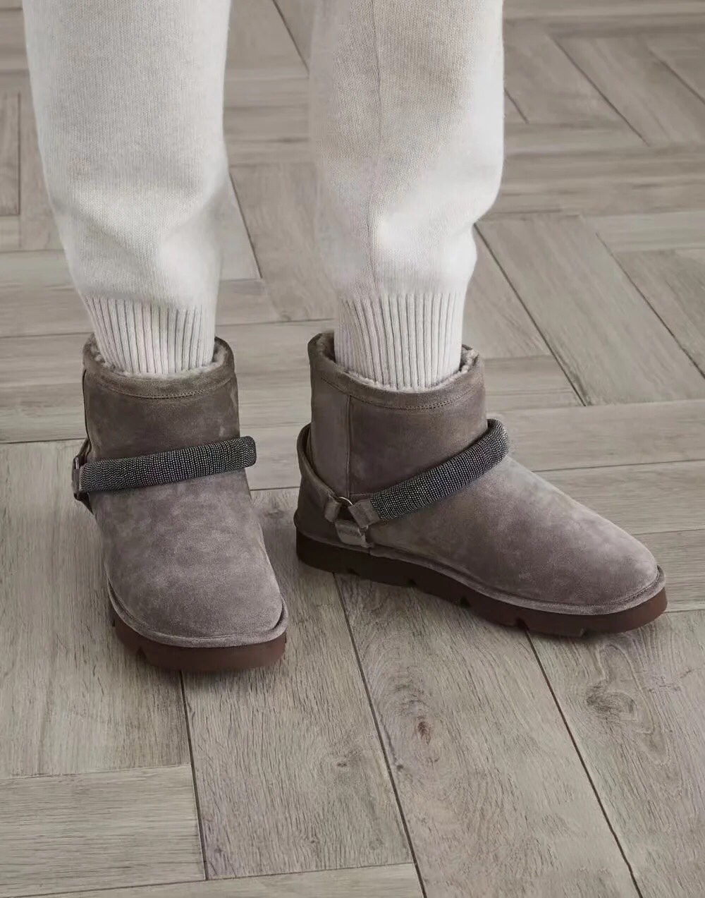 NO:479324,Pictures of footwear, snow boots, boots19860909上脚图,雪地靴,boots,Women's Shoes