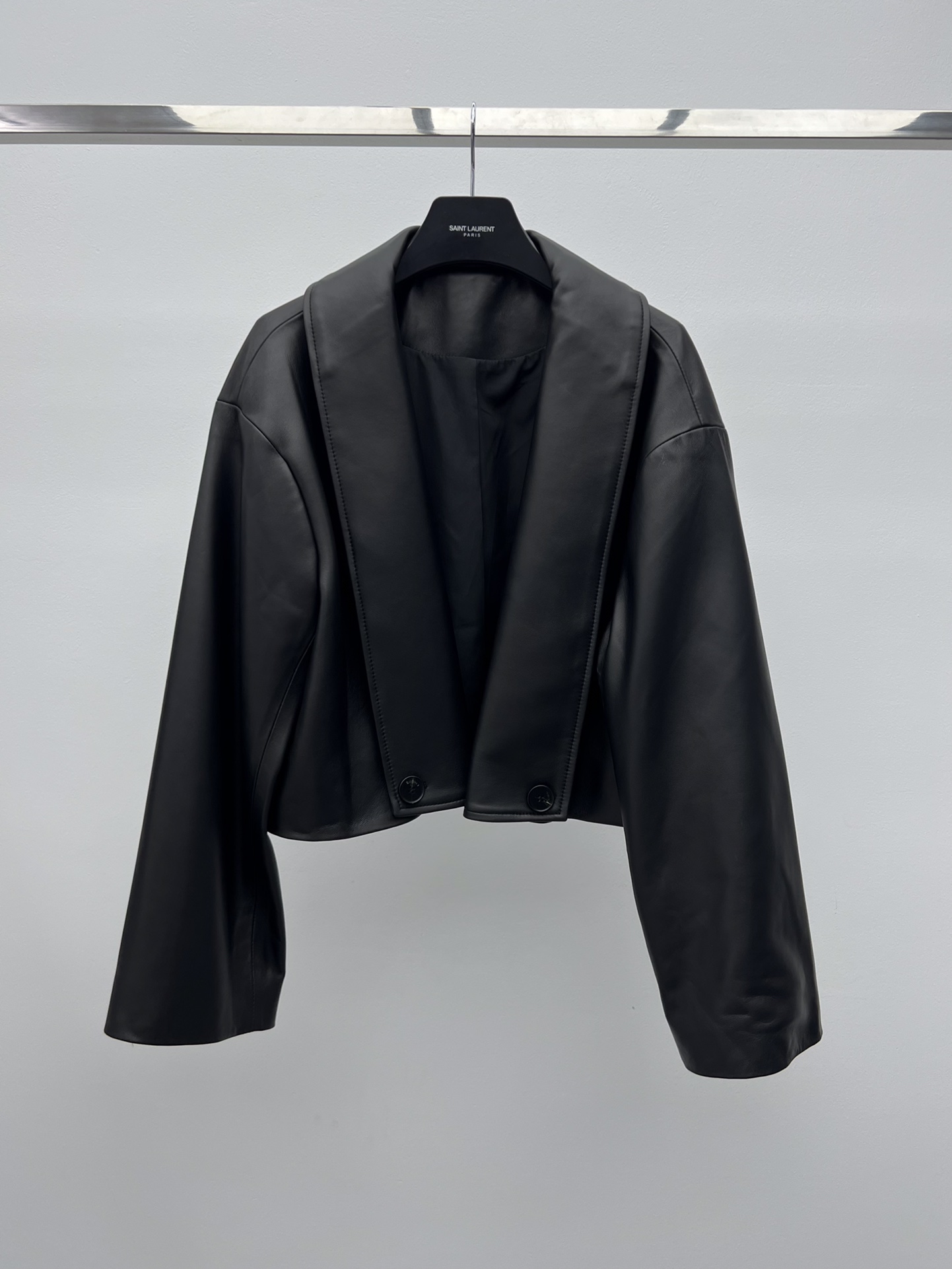 Saint Laurent Oversized Leren Jas met Grote Revers - Stijlvol en Comfortabel