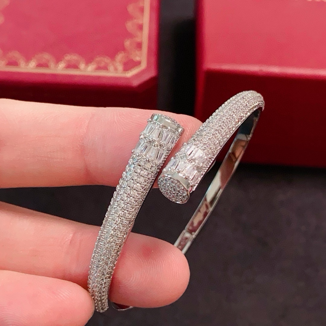 “Cartier Super White Narrow Design: Latest Release Review” - 图片 8