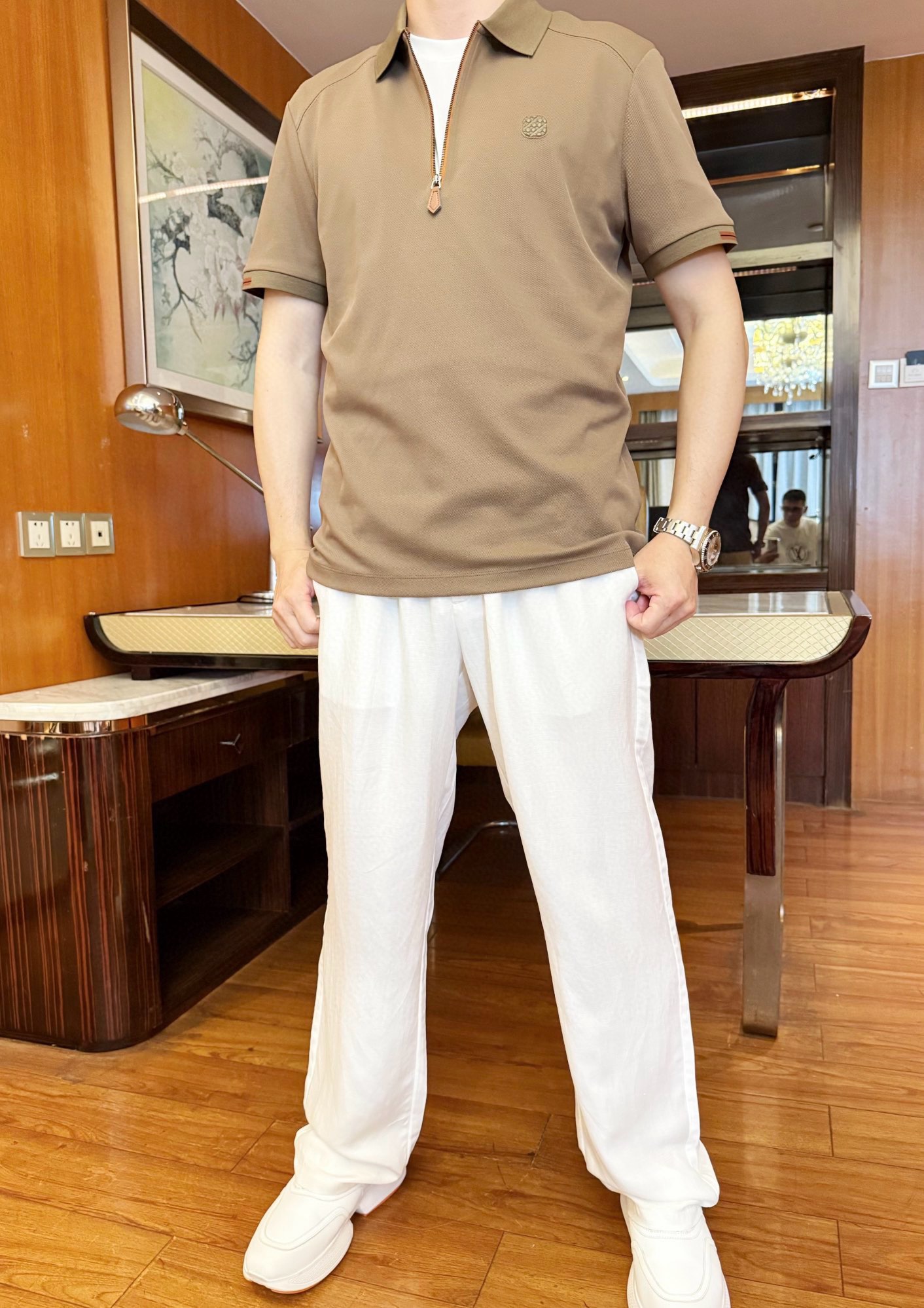 NO:509080,Jenia-2025 counter latest hot-selling Polo, hot-selling items in European and American counters!  Selected Italian imported fine cotton with the latest contrasting striped design, the exquisite Z logo on the chest and customized buttons are elegant and fashionable, and the upper body effect is needless to say. The code number M-3XL (model 173/130 wears M, with Hong Kong Lane Crawford gift box packaging), zegna, alexander wang19860909杰尼亚-2025专柜最新爆款Polo出货 欧美专柜热销单品！精选意大利进口精棉搭配最新的撞色条纹设计,胸前的精致大Z标志和定制纽扣雅致不失时尚 上身效果不用多说.码数M-3XL（模特173/130穿M,配香港连卡佛礼盒包装）,,zegna,alexander wang,Men's clothing