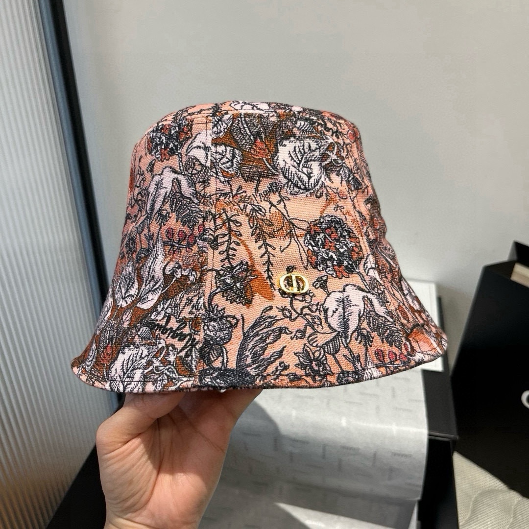 🆕

Dior迪奥新款渔夫帽，休闲桶帽，头围57cm