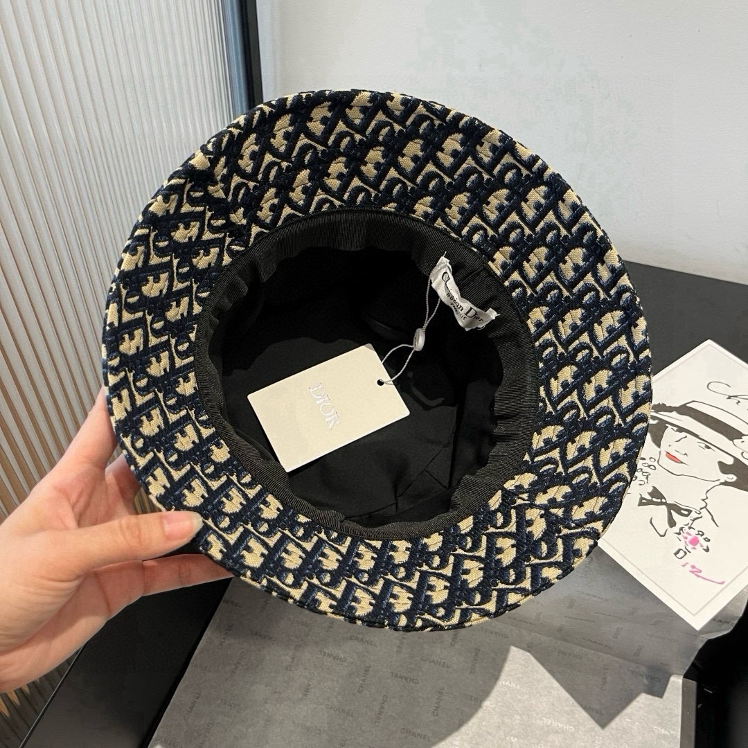 🆕
Dior迪奥新款渔夫帽